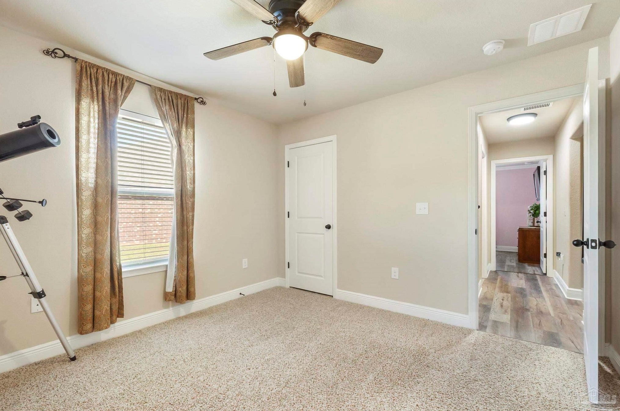 6102 Winchester Cir, Milton FL  32570-8914 exterior