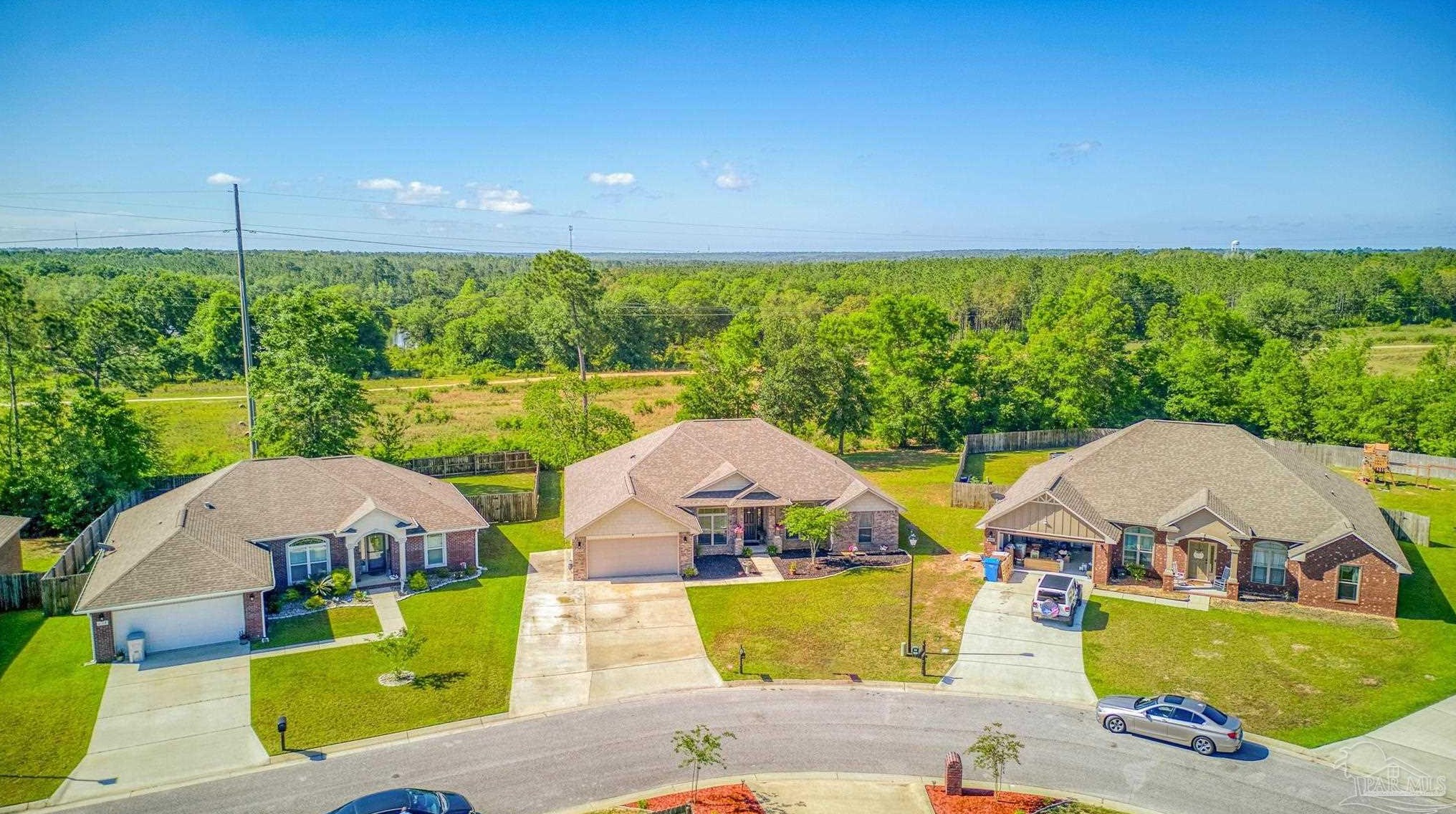 6102 Winchester Cir, Milton FL  32570-8914 exterior