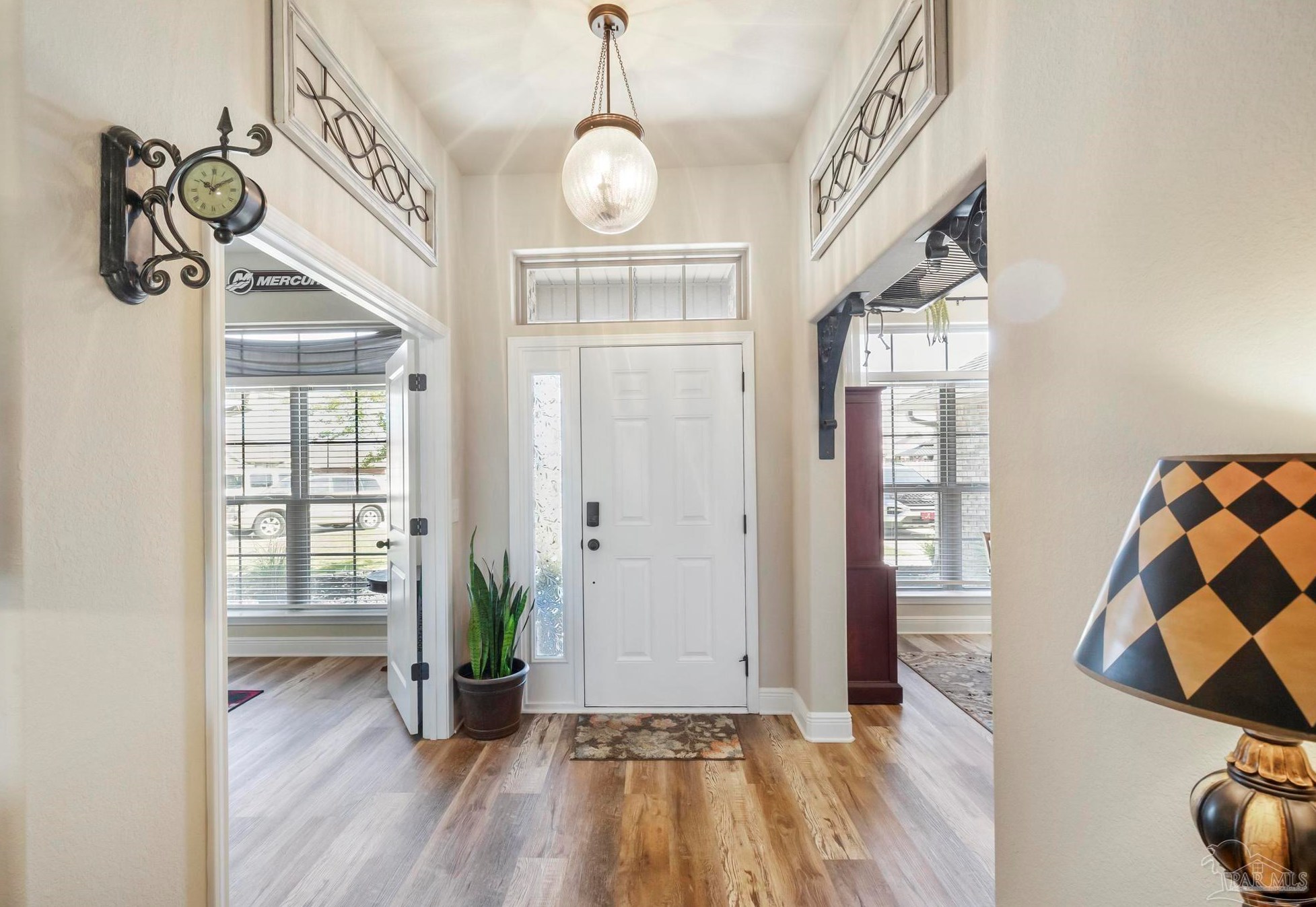 6102 Winchester Cir, Milton FL  32570-8914 exterior