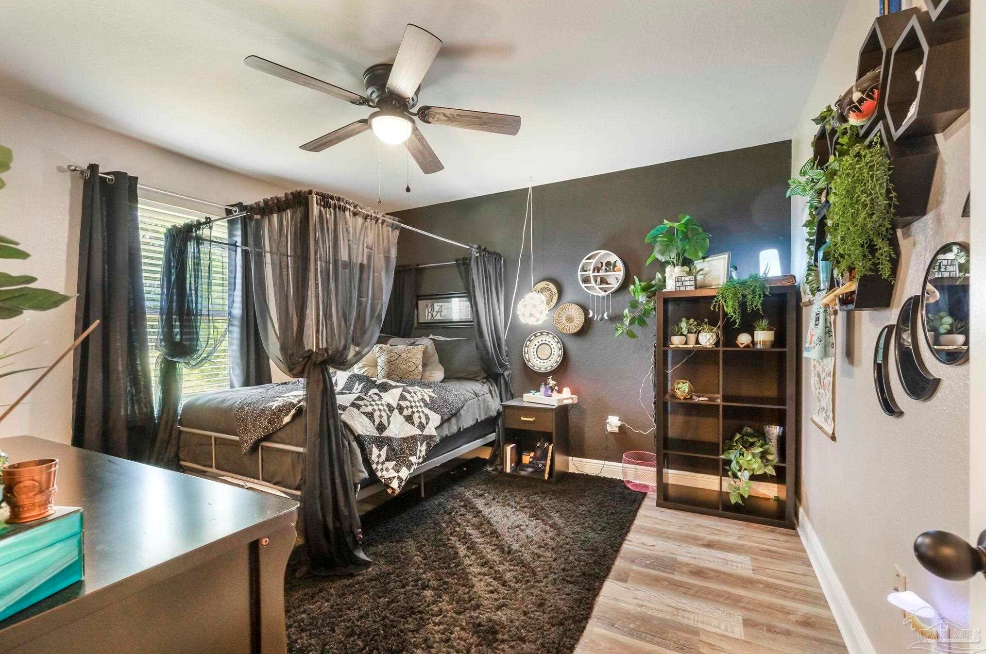 6102 Winchester Cir, Milton FL  32570-8914 exterior