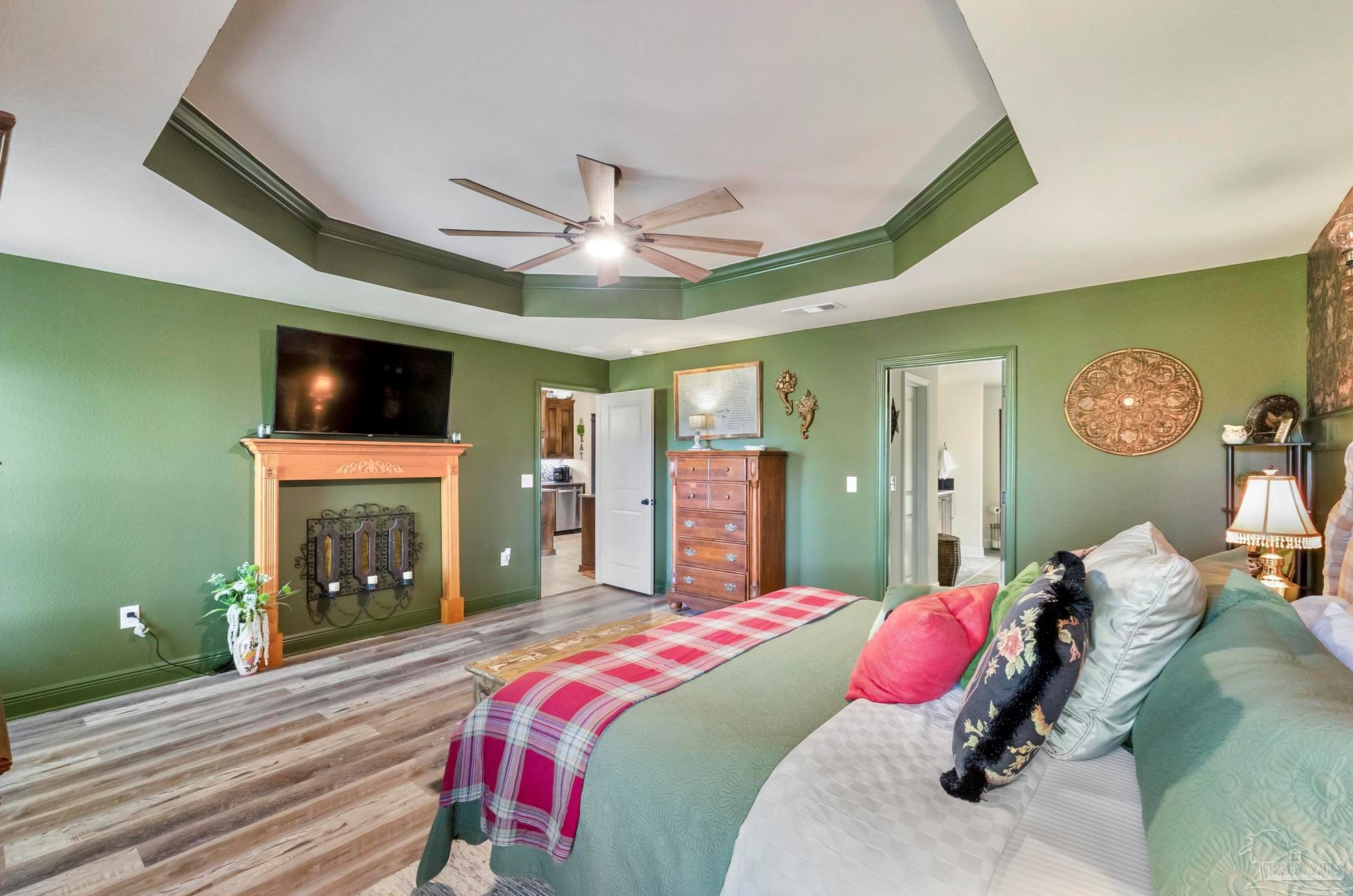 6102 Winchester Cir, Milton FL  32570-8914 exterior