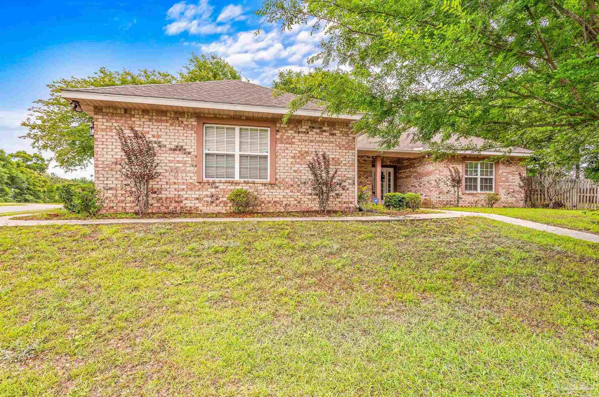 3153 Doris St, Crestview, FL 32536-7216