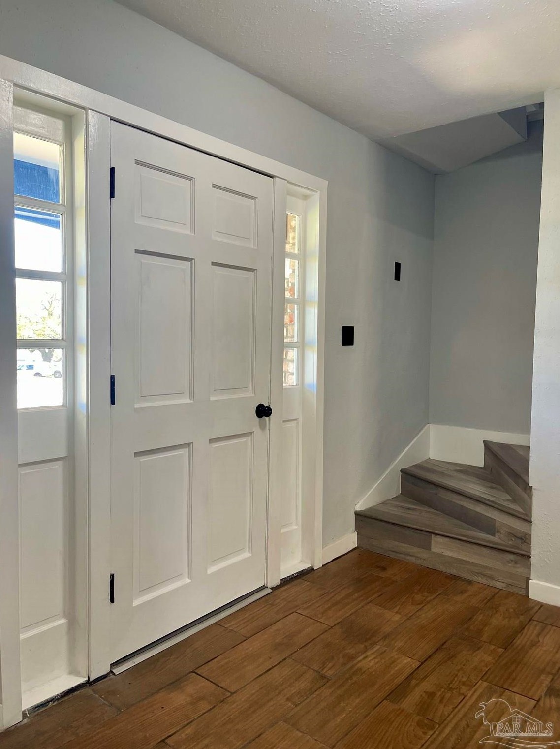 5 Cunningham Pl, Pensacola, FL 32506-5361