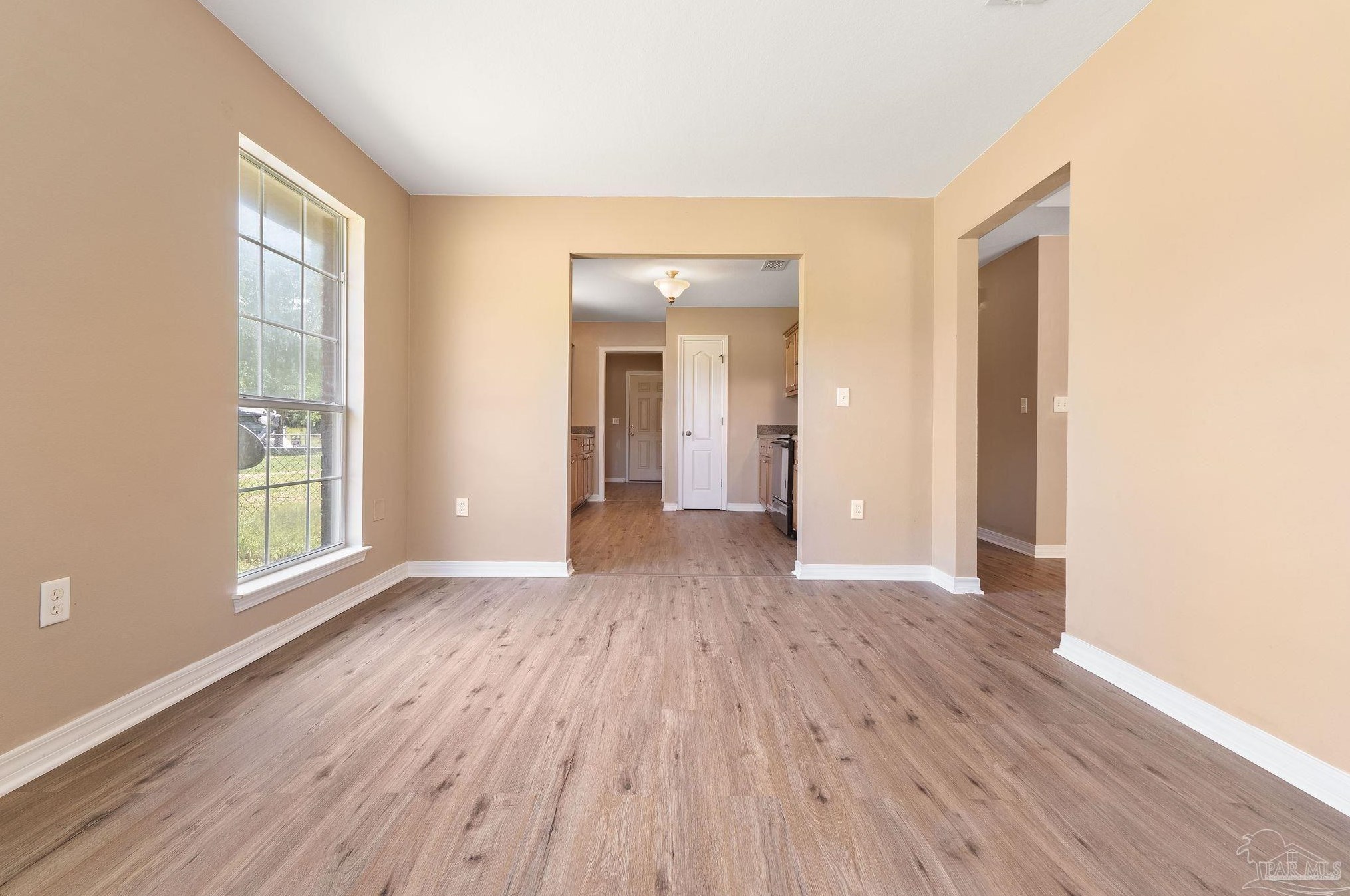 8553 Honeybee Ln, Milton FL  32583-2511 exterior