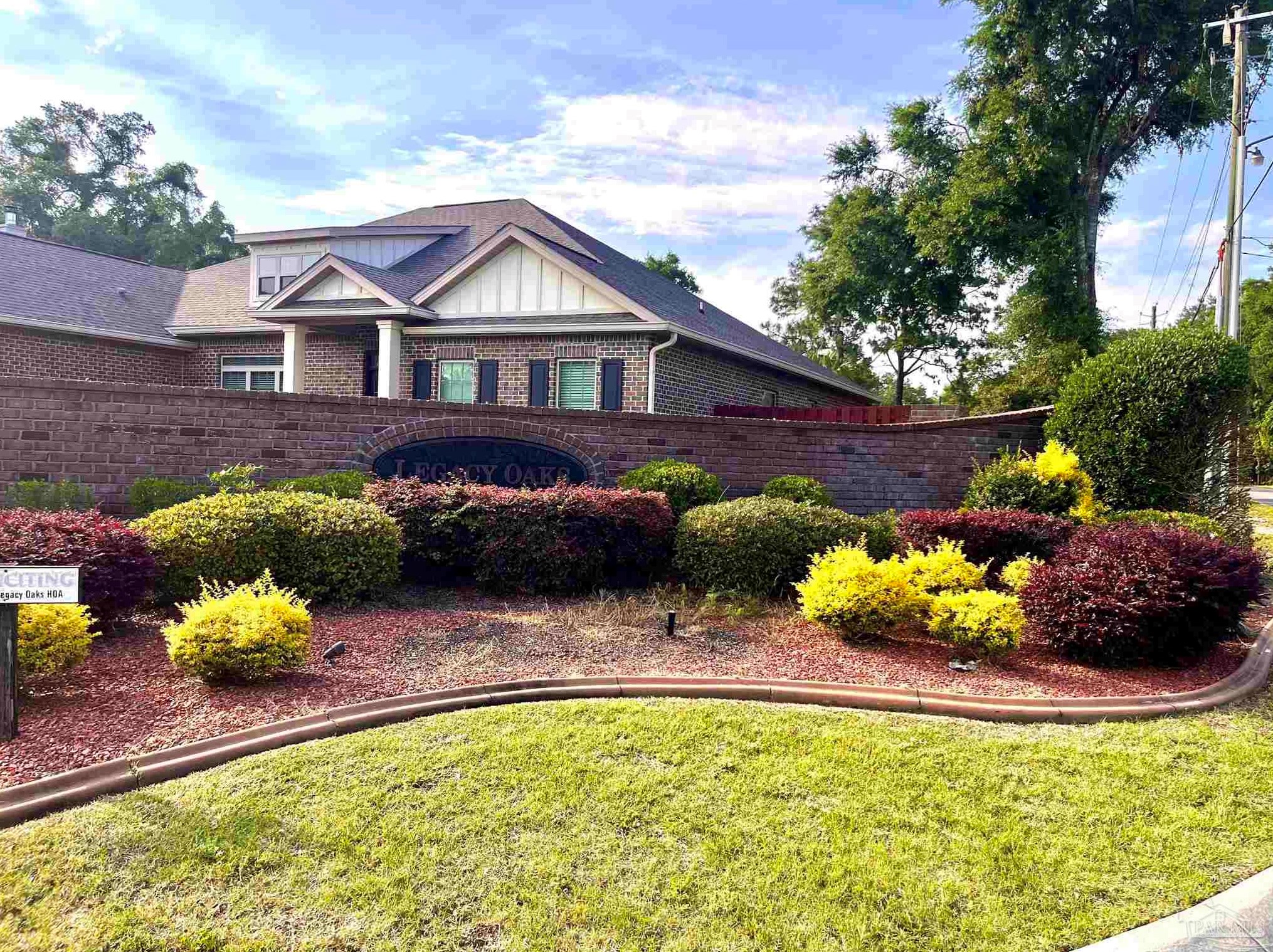 887 Legacy Oaks Dr, Pensacola, FL 32514-3306