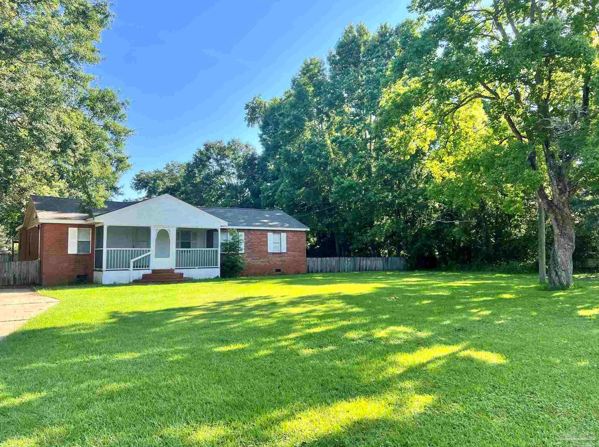 1600 Rebecca St, Pensacola, FL 32534-1642