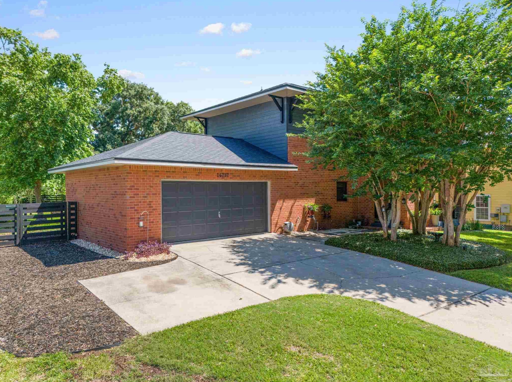 16252 Bocaccio Dr, Pensacola, FL 32507-8355