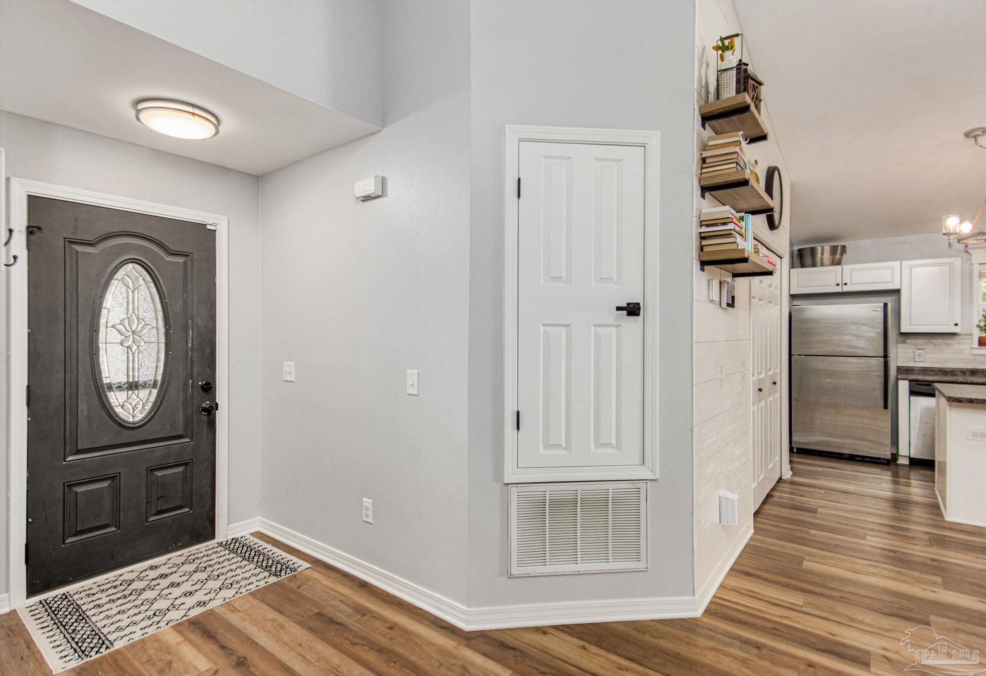 346 Mizzen Ln, Pensacola, FL 32507-8681