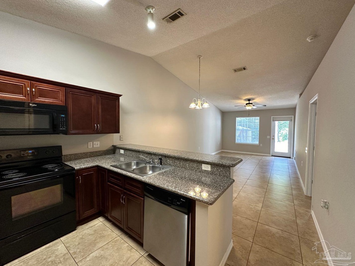 9620 Cobblebrook Dr, Pensacola, FL 32506