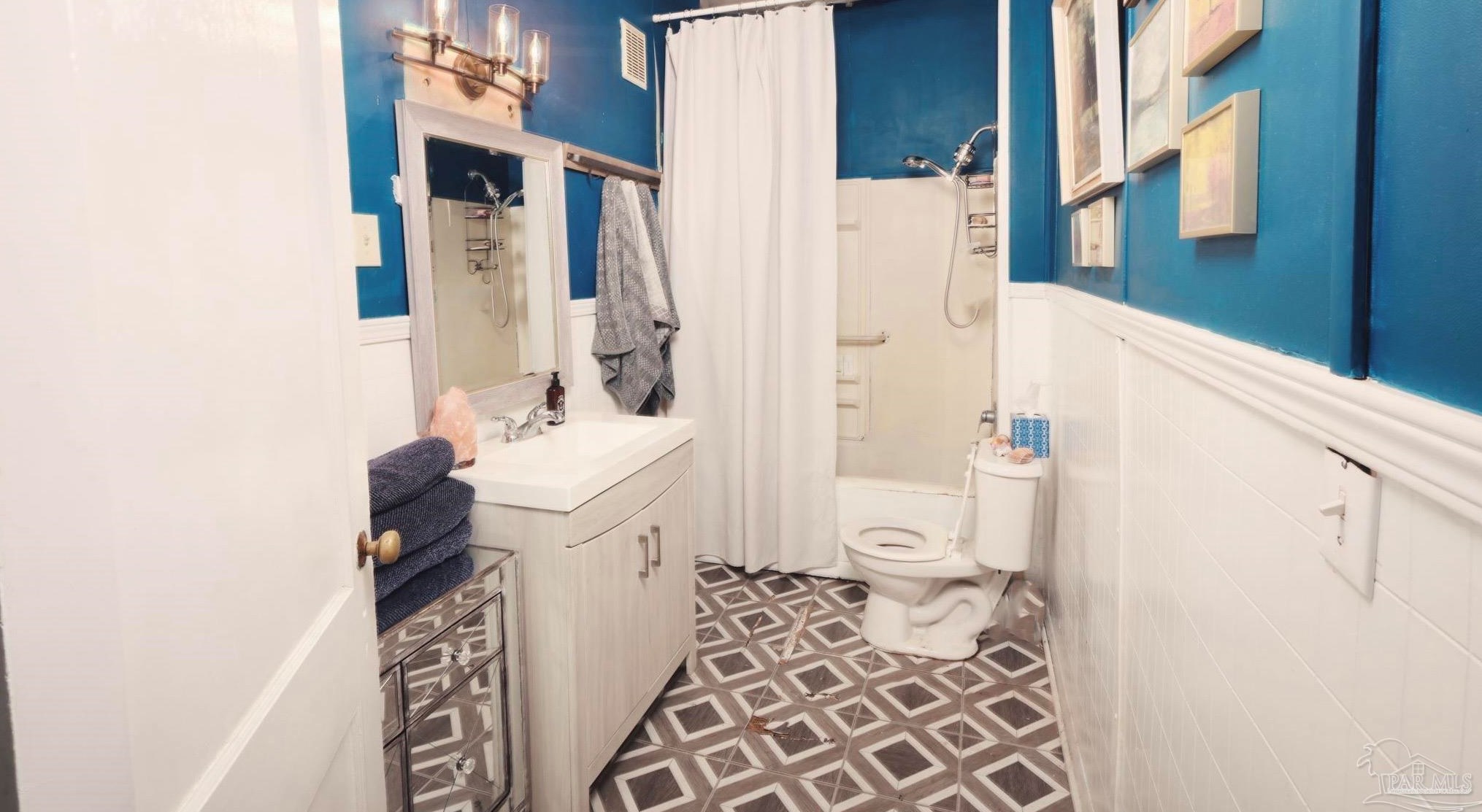 1206 Cervantes St, Pensacola FL 32505-7150 exterior