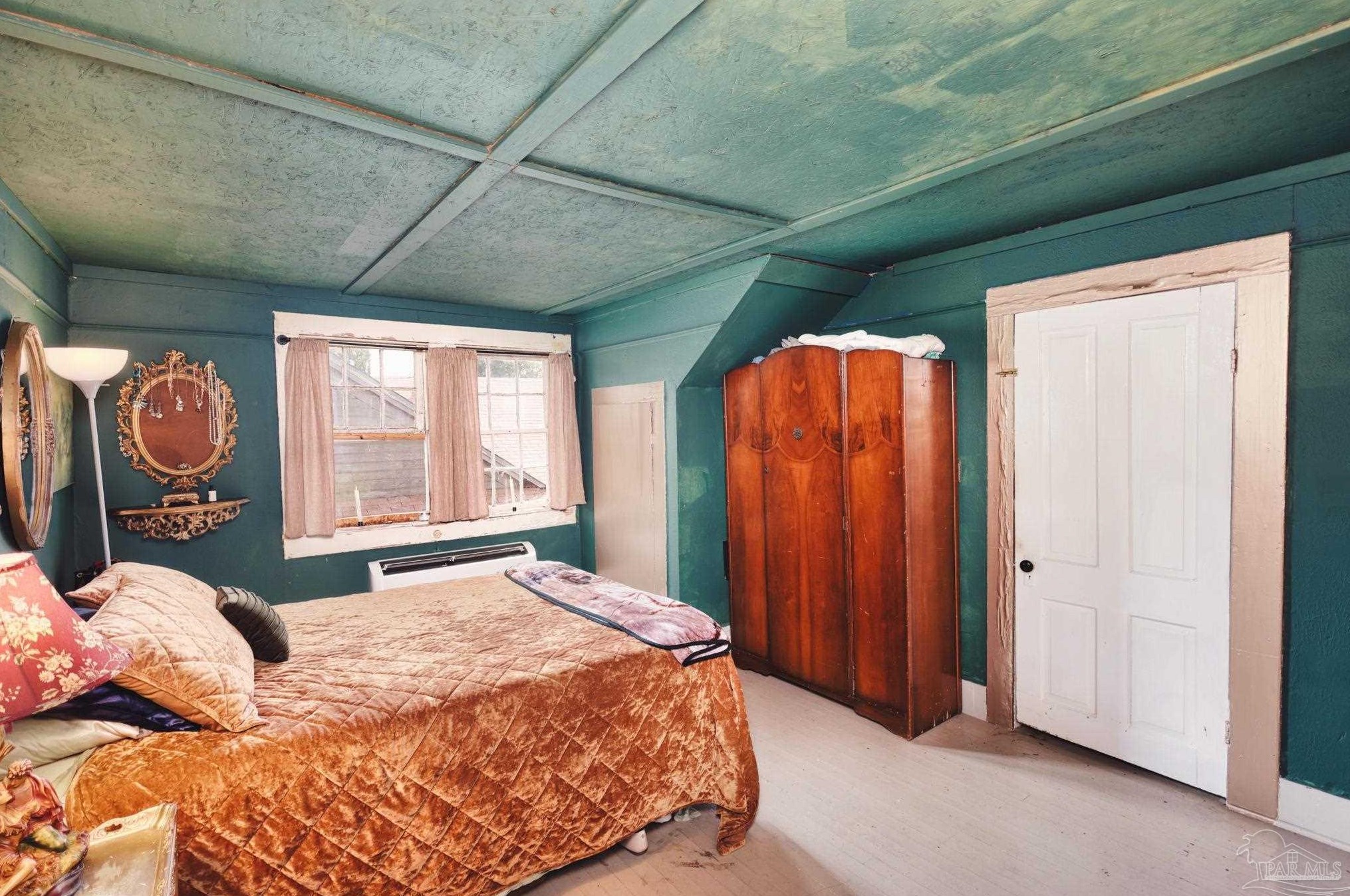 1206 Cervantes St, Pensacola FL 32505-7150 exterior