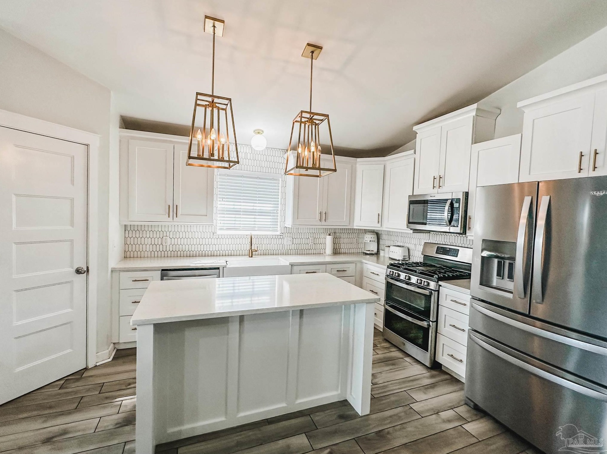344 Mizzen Ln, Pensacola, FL 32507-8681