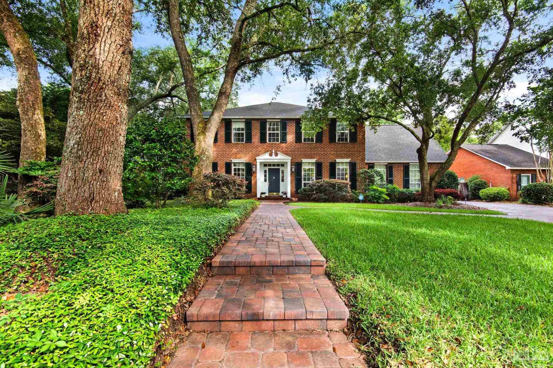 4305 Brittany Ct, Pensacola, FL 32504-4962