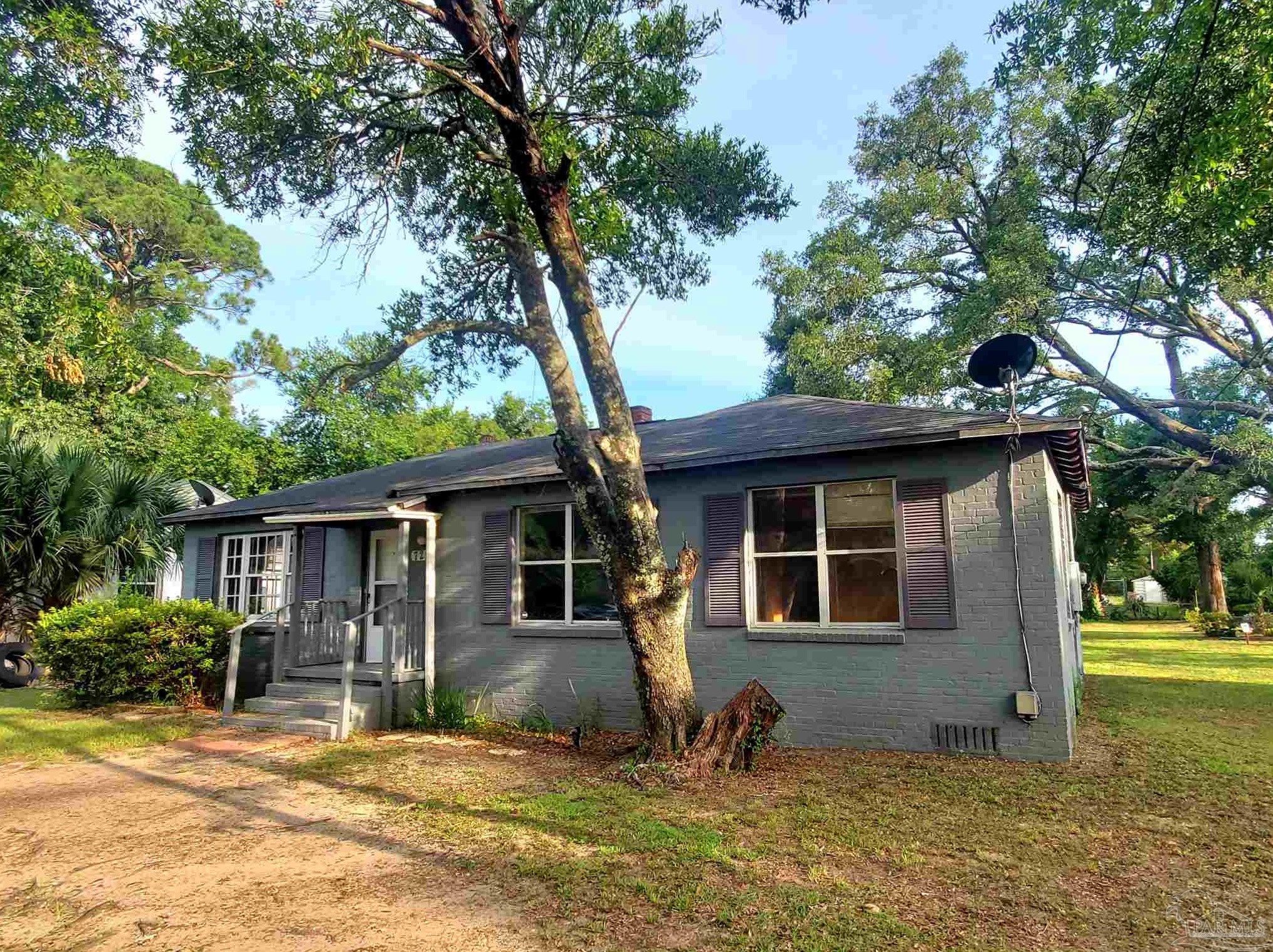 721 Hernandez St, Pensacola, FL 32501-1937