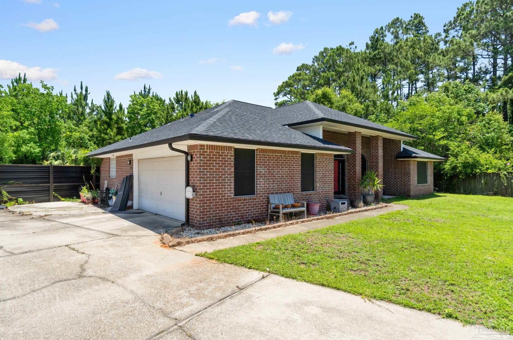 10325 Wailuku Dr, Pensacola, FL 32506-7858