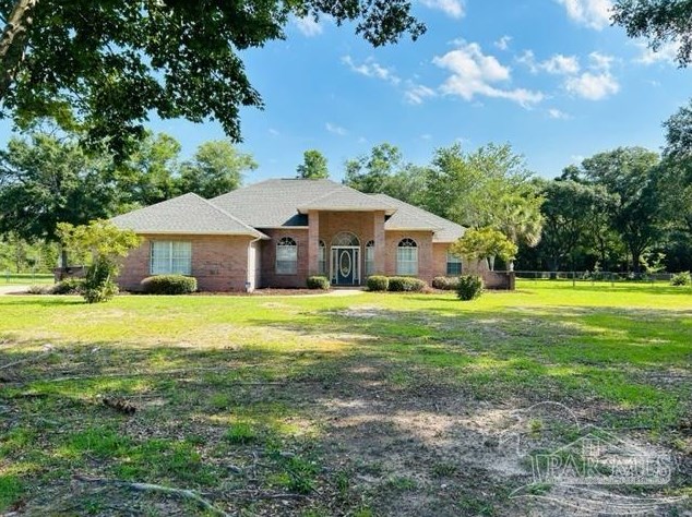 5653 Derby Dr, Milton, FL 32571-8359