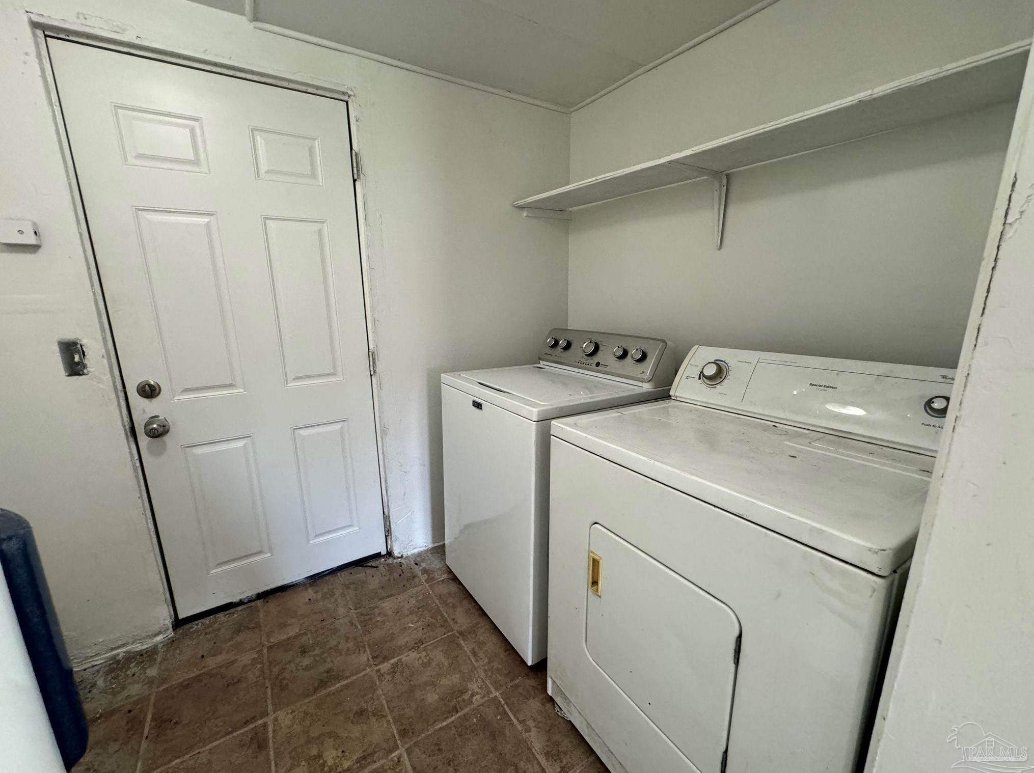 1303 North, Pensacola FL 32505-1776 exterior