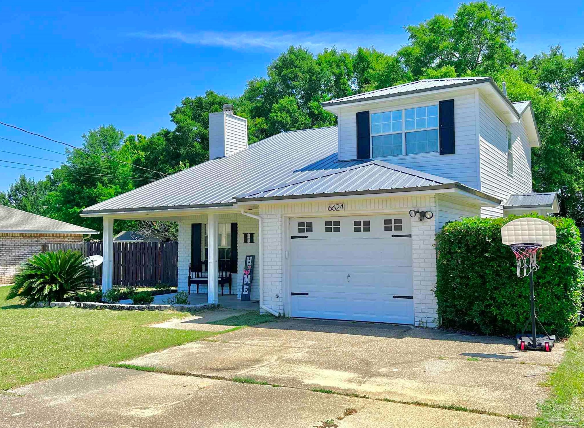 6624 Greenwell St, Pensacola, FL 32526-7930