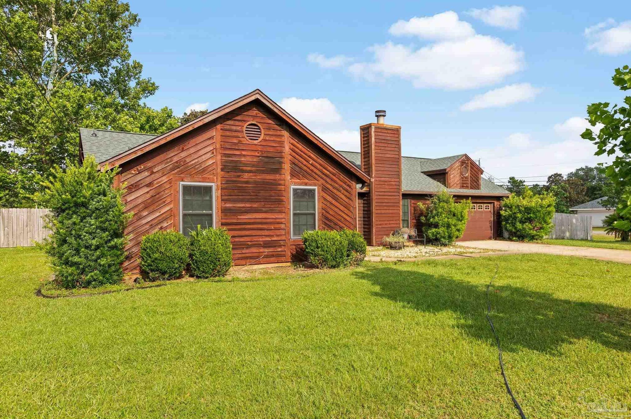 1876 Bayou Dr, Milton, FL 32583-7600