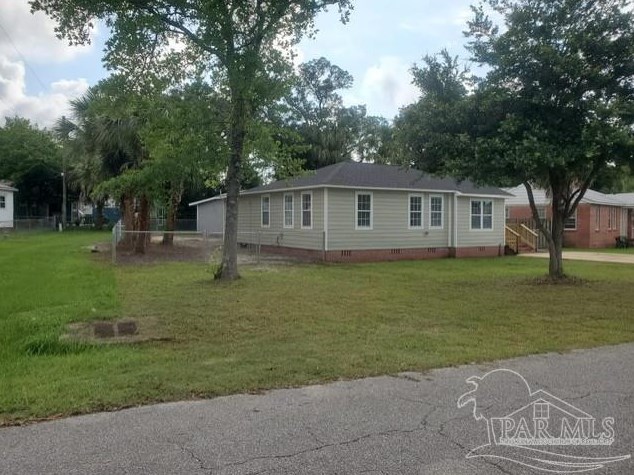 18 Gilliland Rd, Pensacola, FL 32507-3112