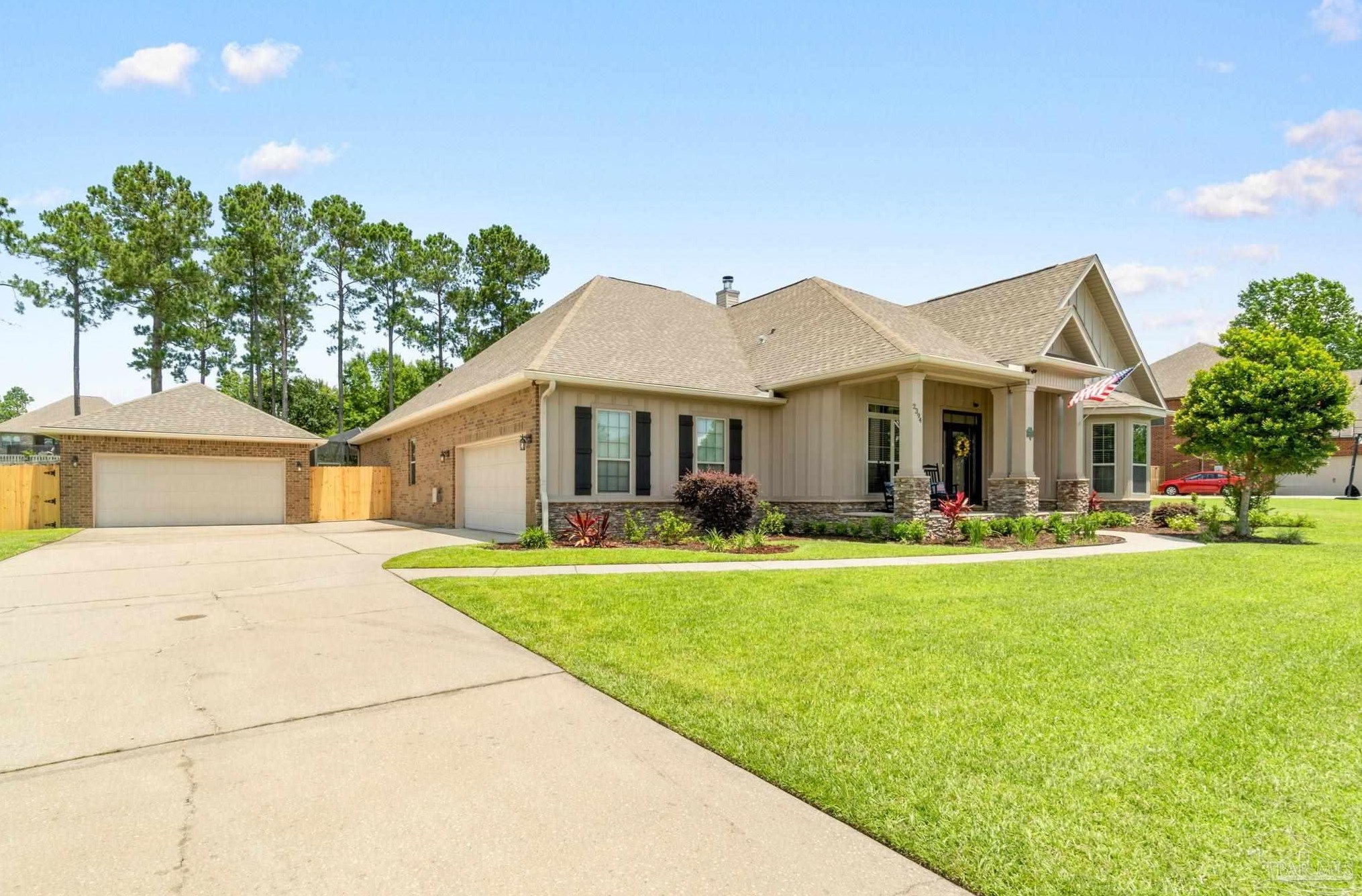 2394 Phylis Rae Dr, Milton, FL 32571-7638