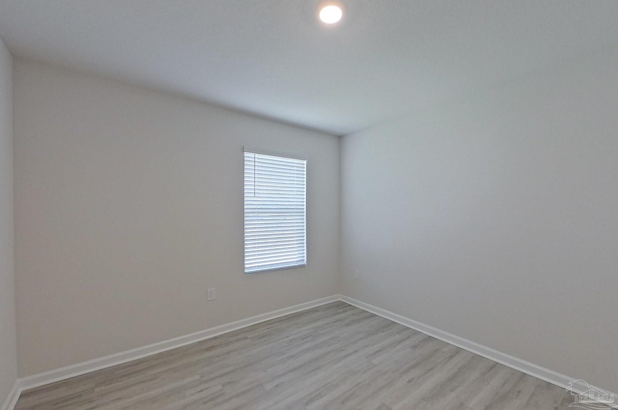 216 Monarch Ln, Pensacola, FL 32503