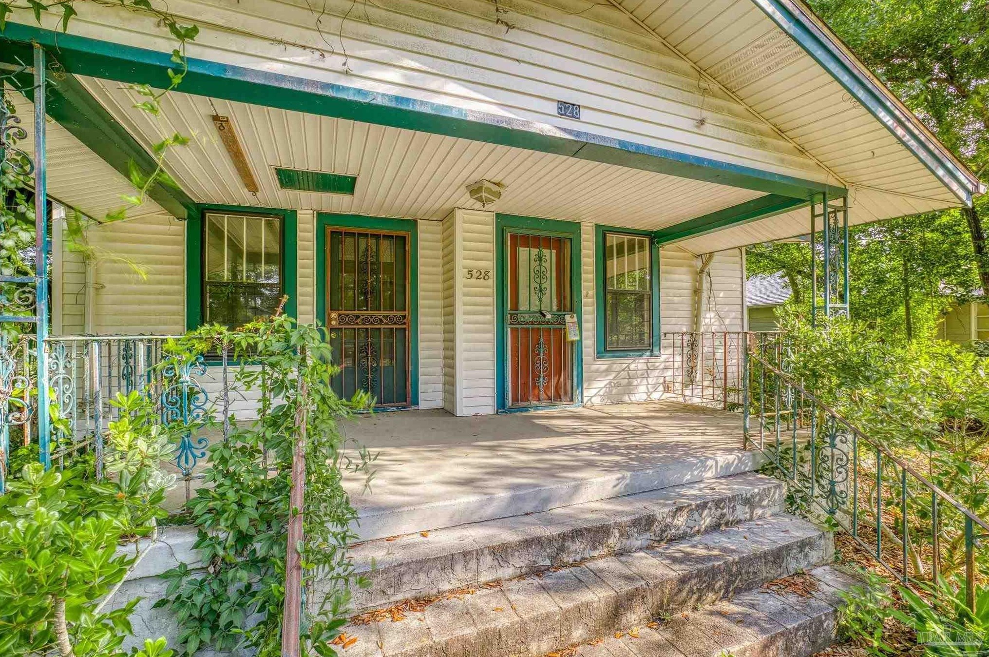 528 Wynnehurst St, Pensacola, FL 32503-2312