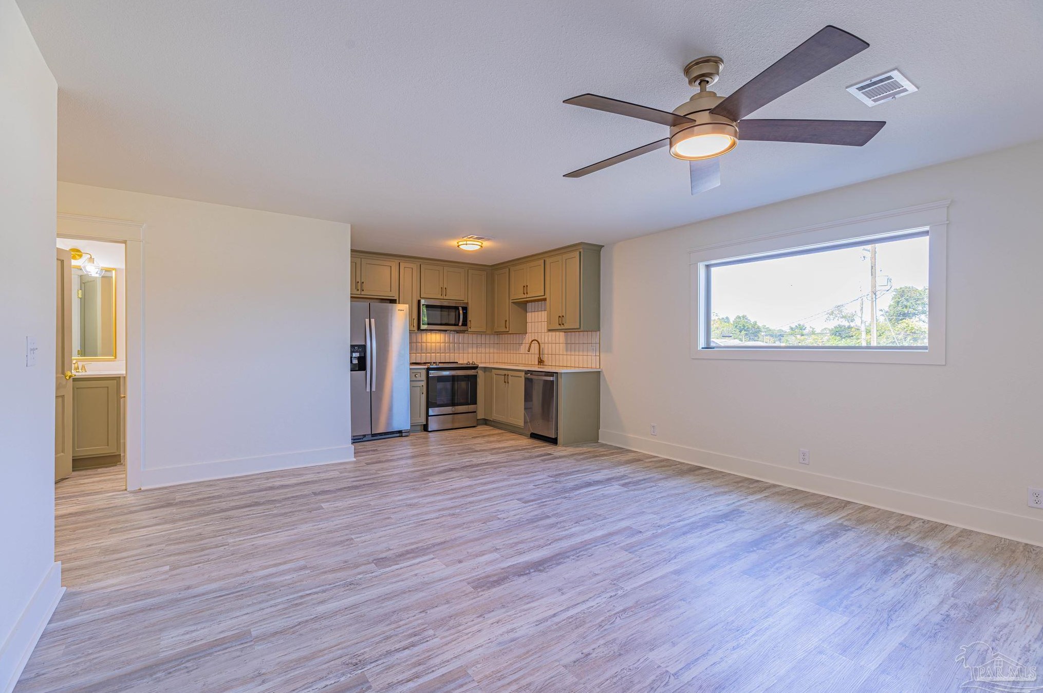 1209 Baars St, Pensacola FL 32503-4035 exterior