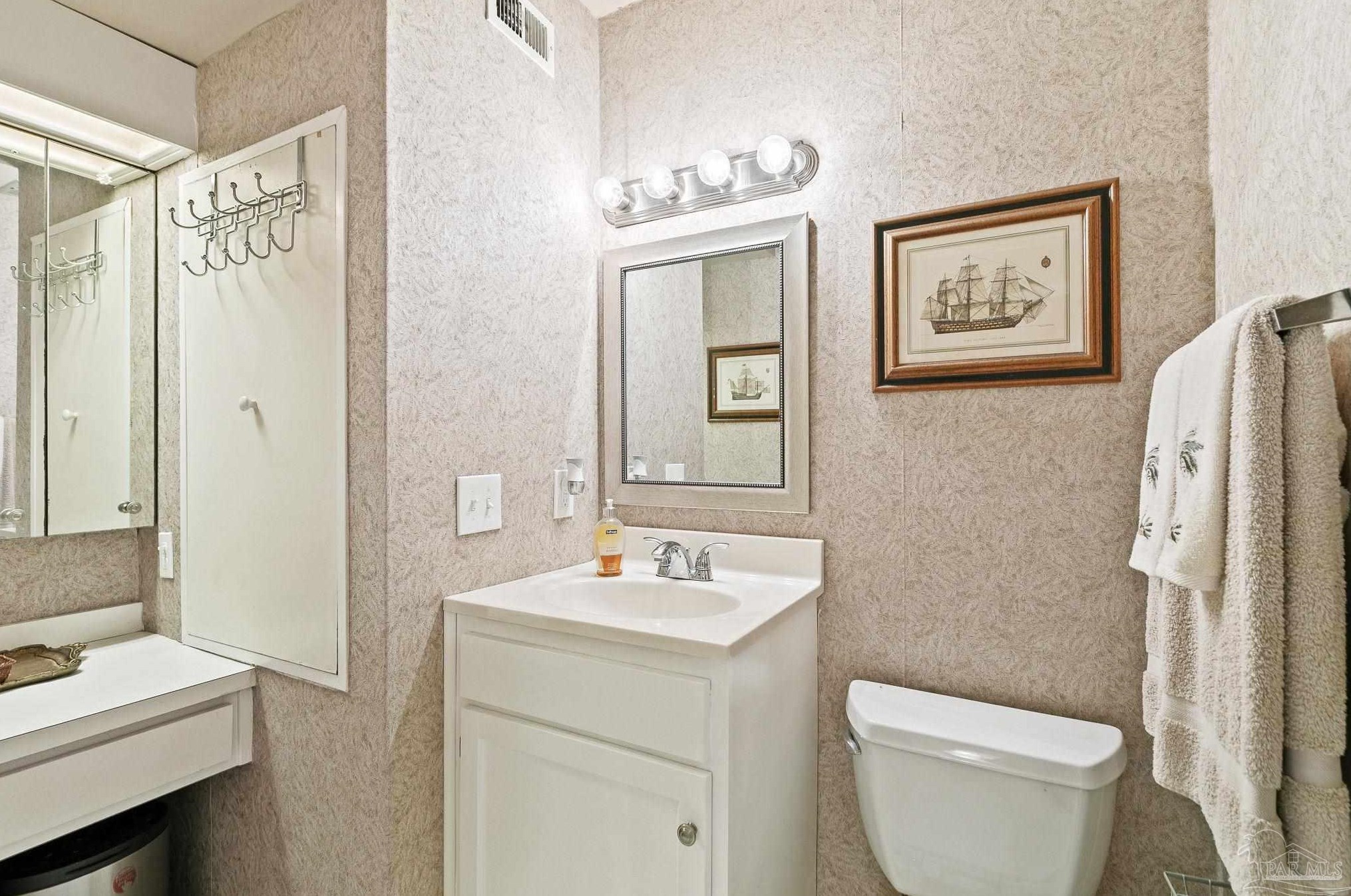 4810 Huron Dr, Pensacola FL  32507-8739 exterior
