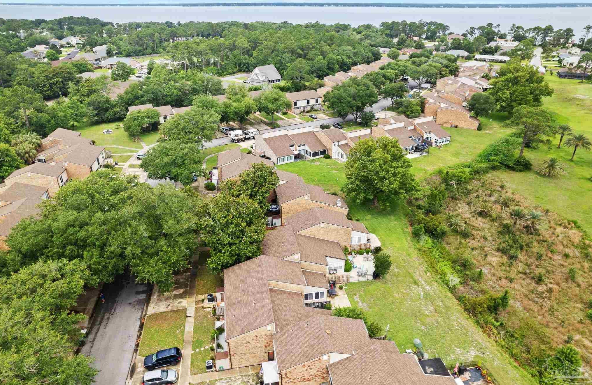 4810 Huron Dr, Pensacola FL  32507-8739 exterior