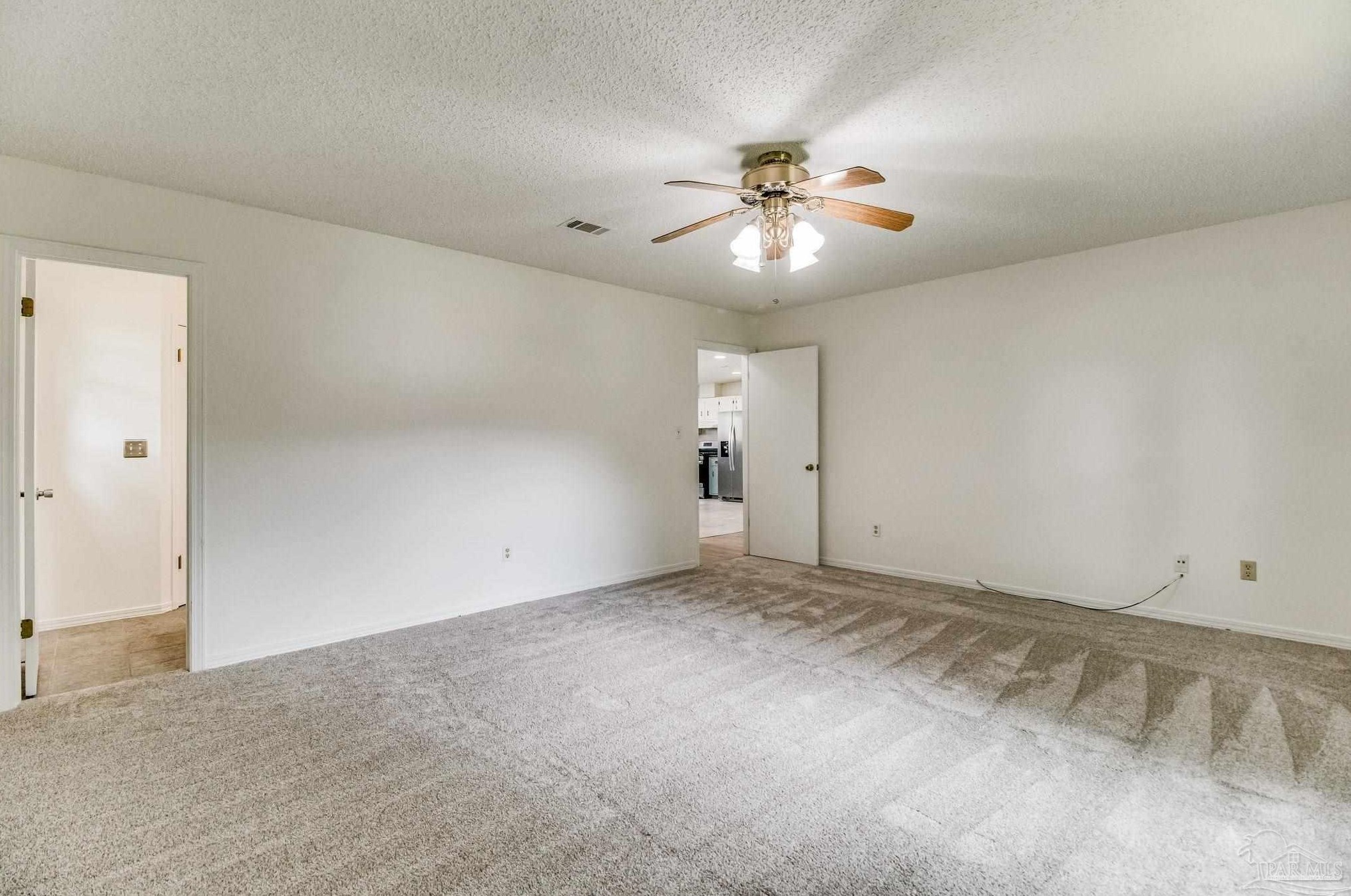 658 Cedar Blf Dr, Pensacola FL 32506-6229 exterior