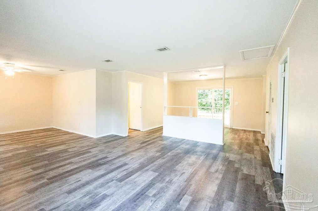 3051 Logan Dr, Pensacola FL 32503-6930 exterior