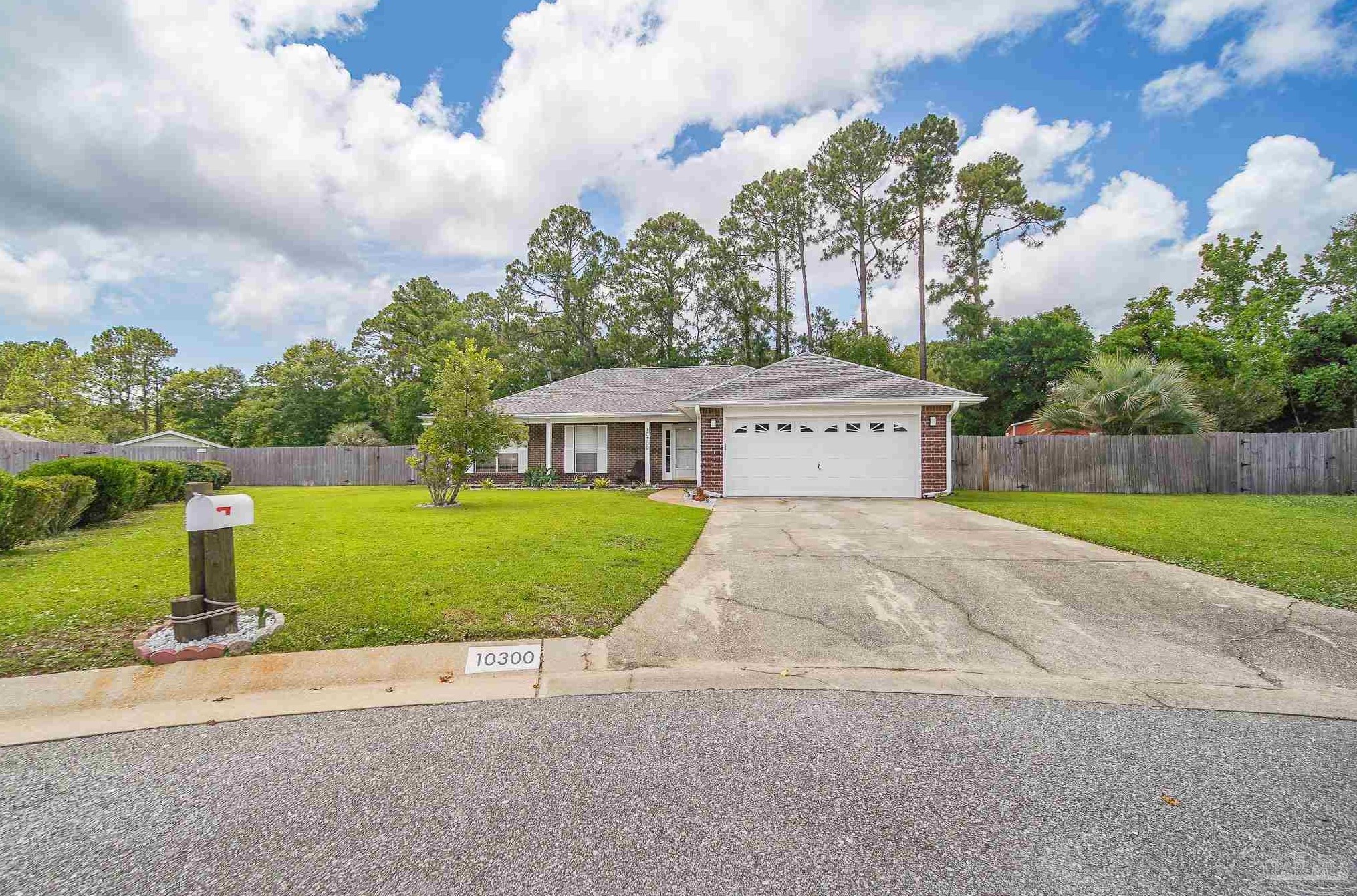 10300 Wailuku Dr, Pensacola, FL 32506-7857