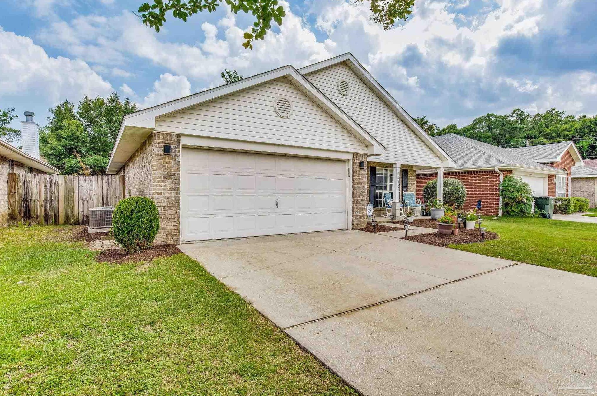 4979 Genevive Ct, Pensacola, FL 32526-1637