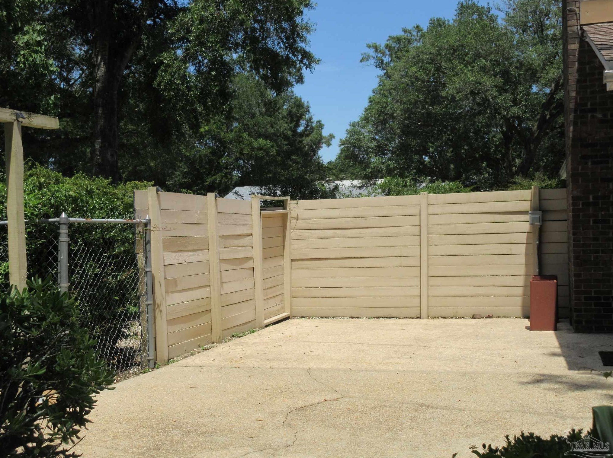 4653 Briaroak Dr, Milton FL 32571-1302 exterior