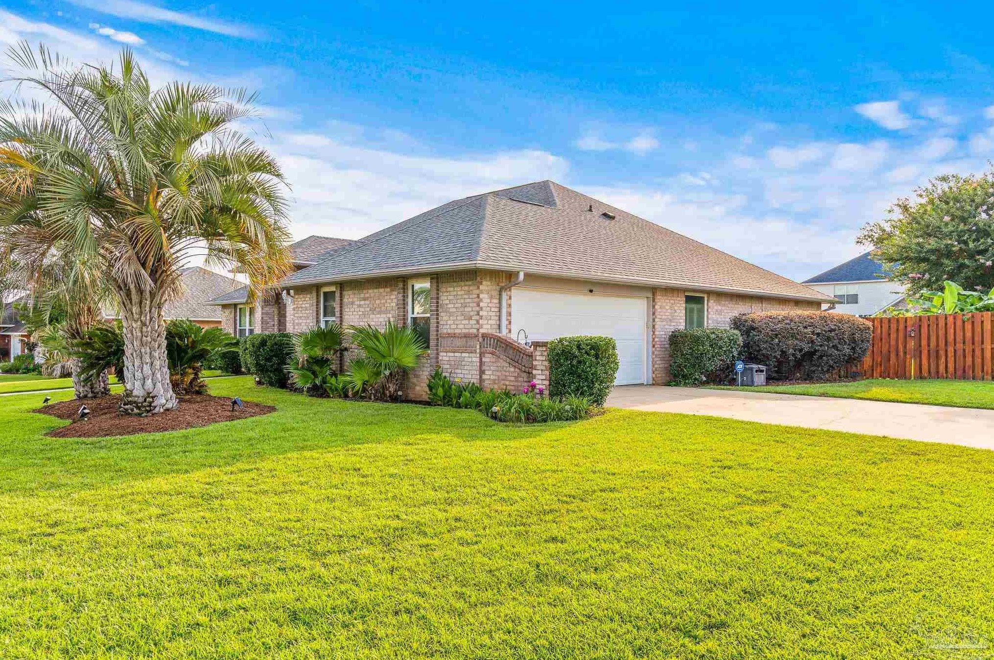 2528 Pine Forest Rd, Cantonment, FL 32533-5735