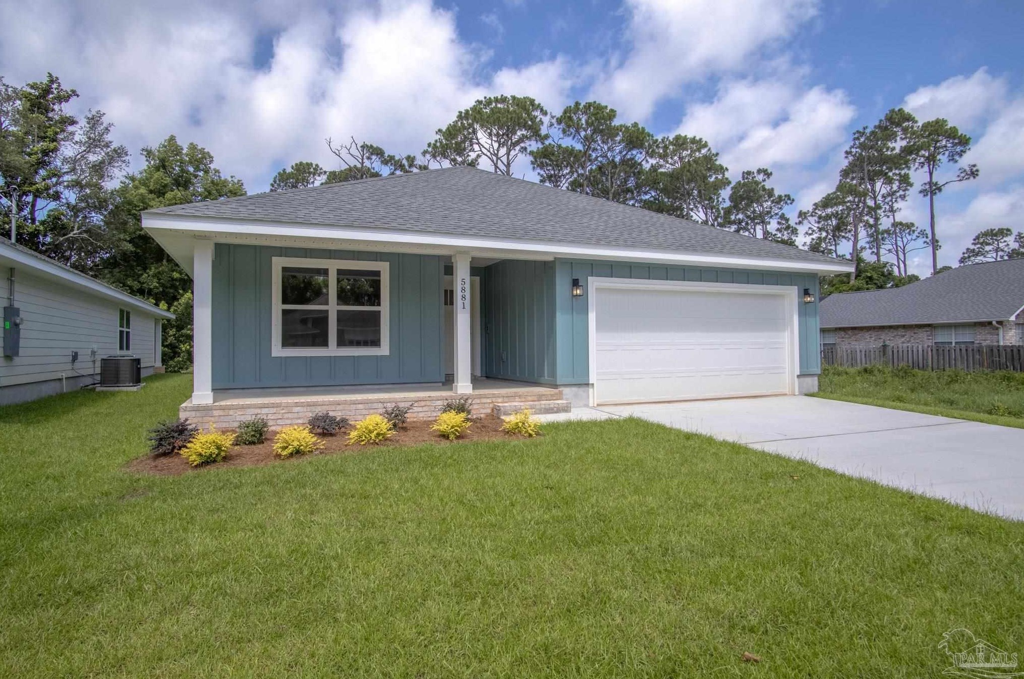 5881 Grotto Ave, Pensacola, FL 32507-8418