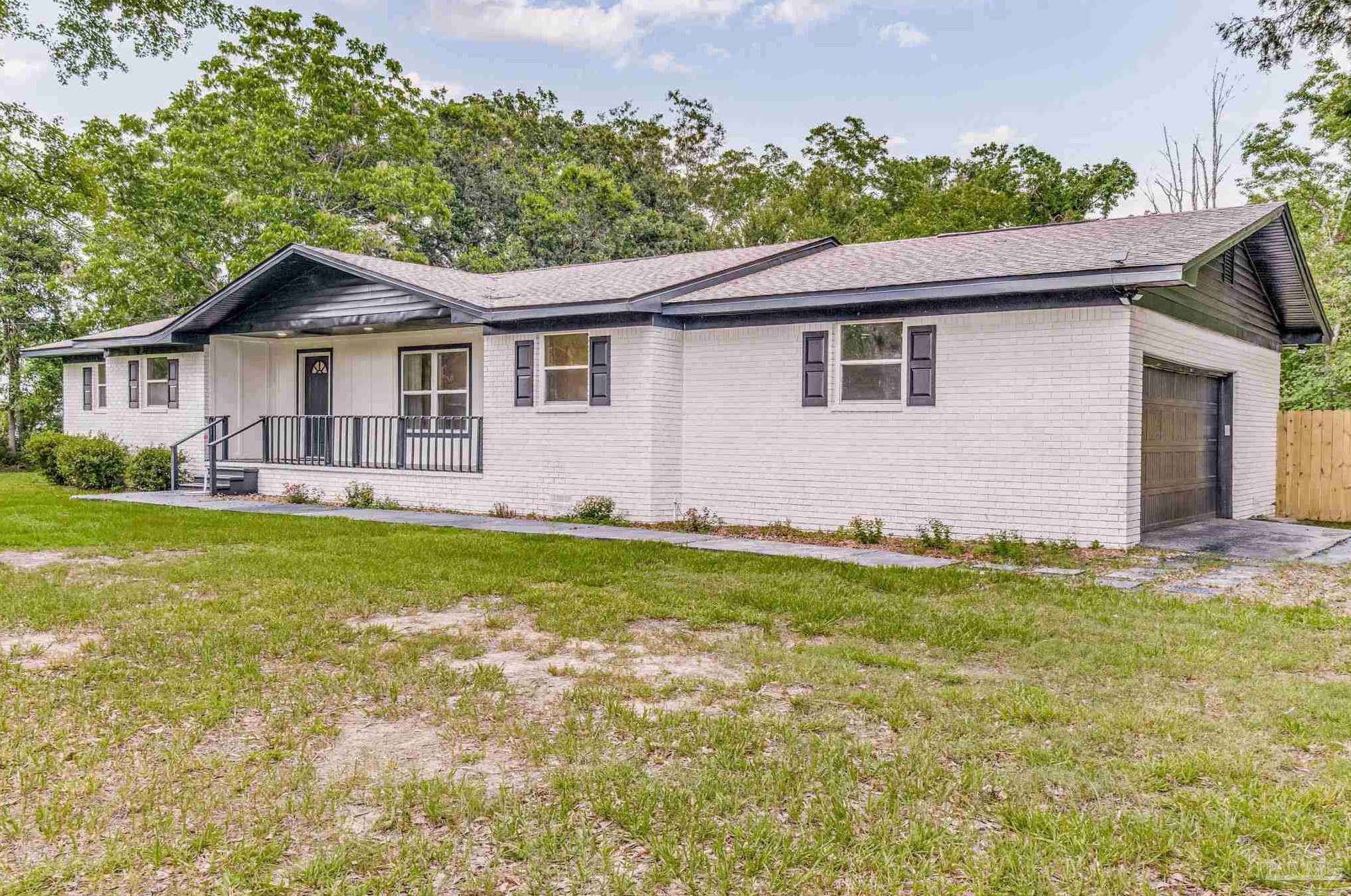 9140 Cove Ave, Pensacola, FL 32534-1619