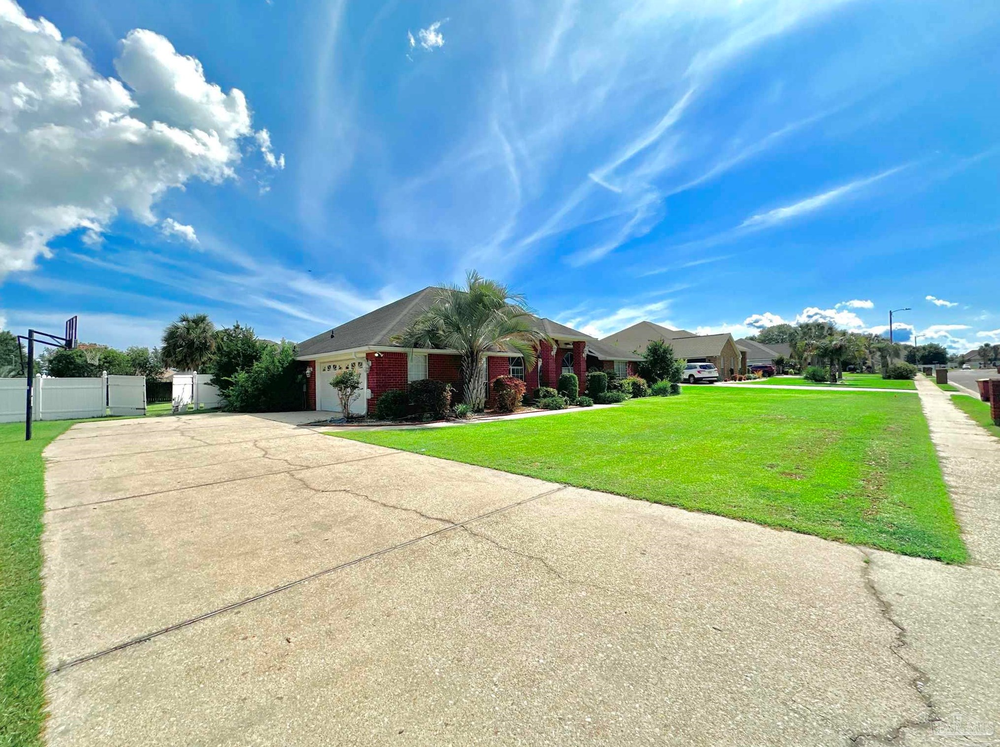 4263 Chittingham Dr, Milton, FL 32571