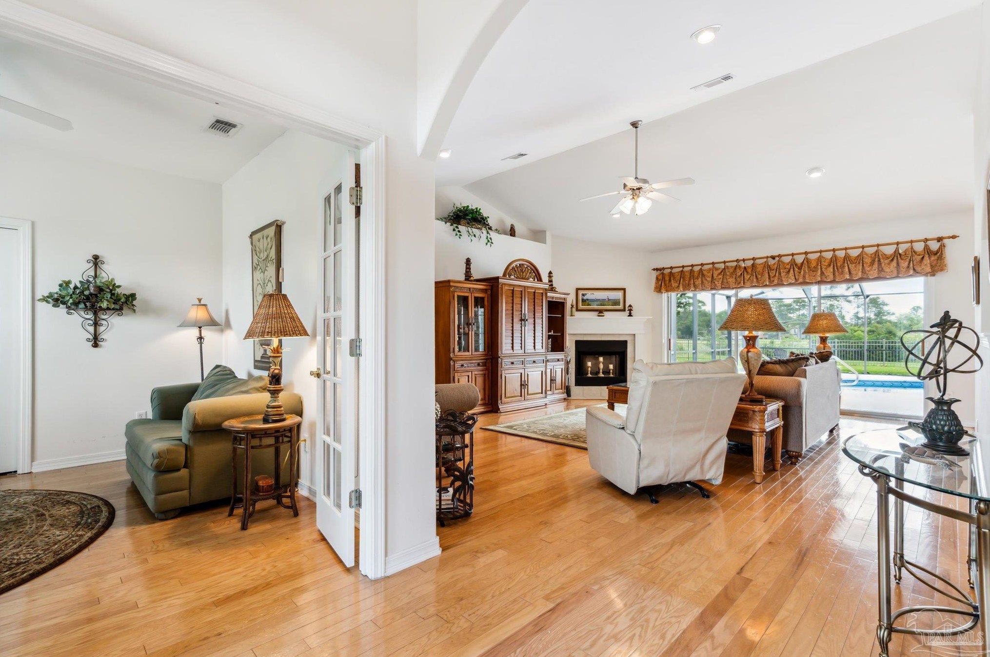 5516 Navaho Dr, Pensacola, FL 32507-8742