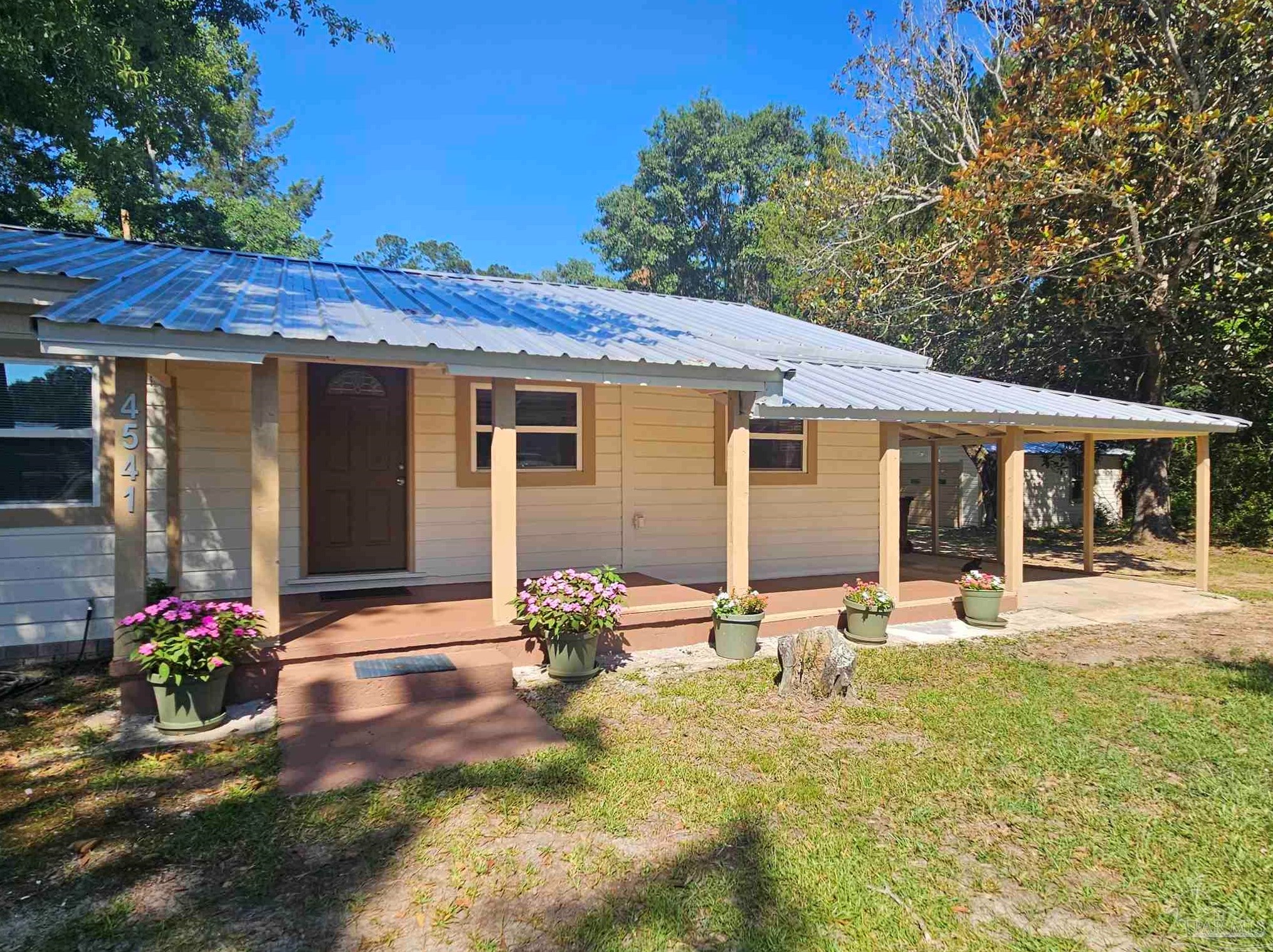 4541 Hwy 95a, Molino, FL 32577