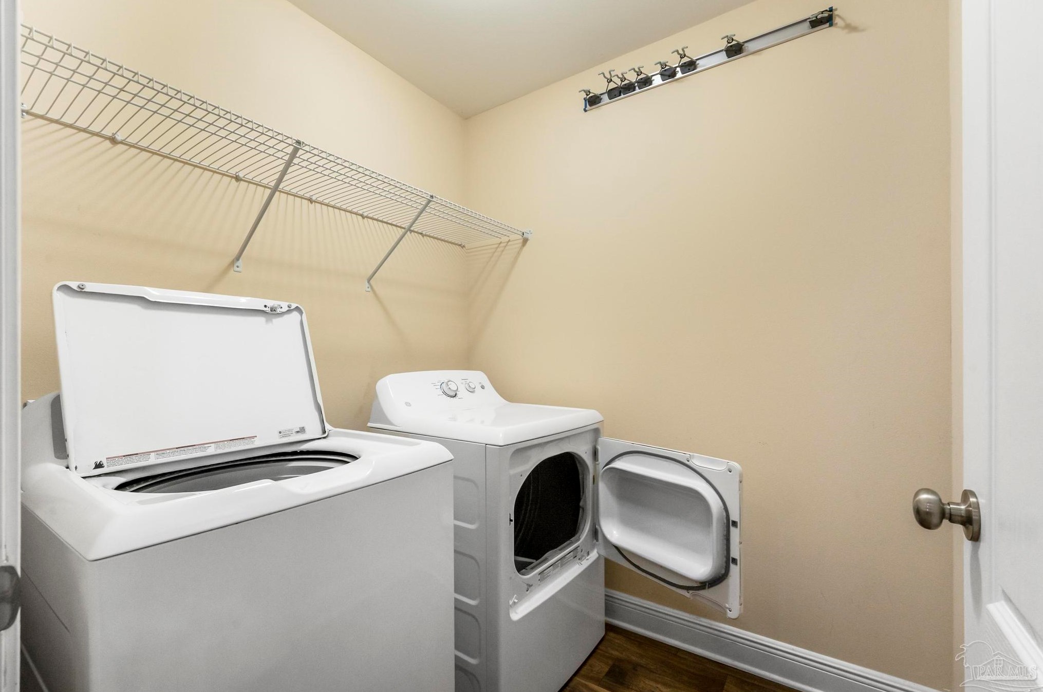 5159 Teresa Dr, Milton FL  32583-6552 exterior