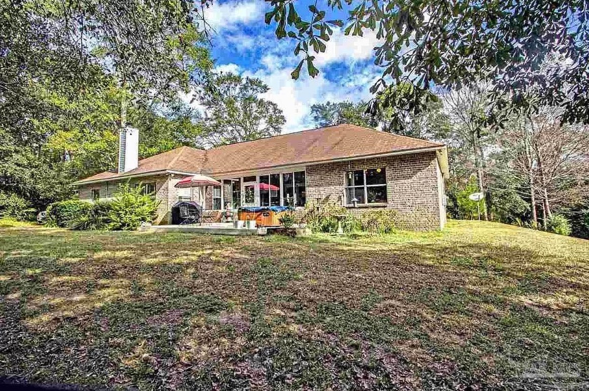 2135 Chance Rd, Molino, FL 32577
