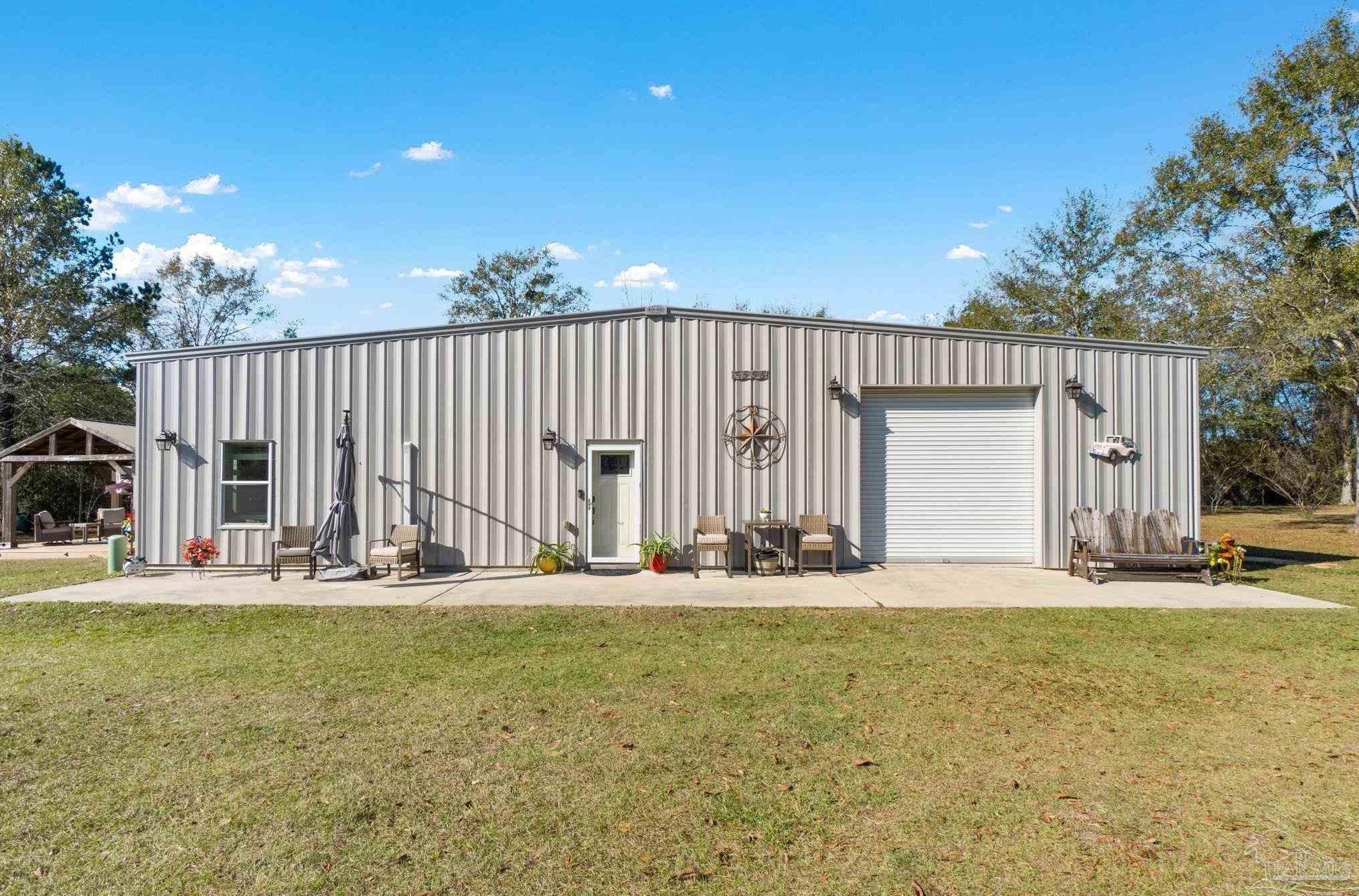 5555 Chalker Rd, Molino, FL 32577