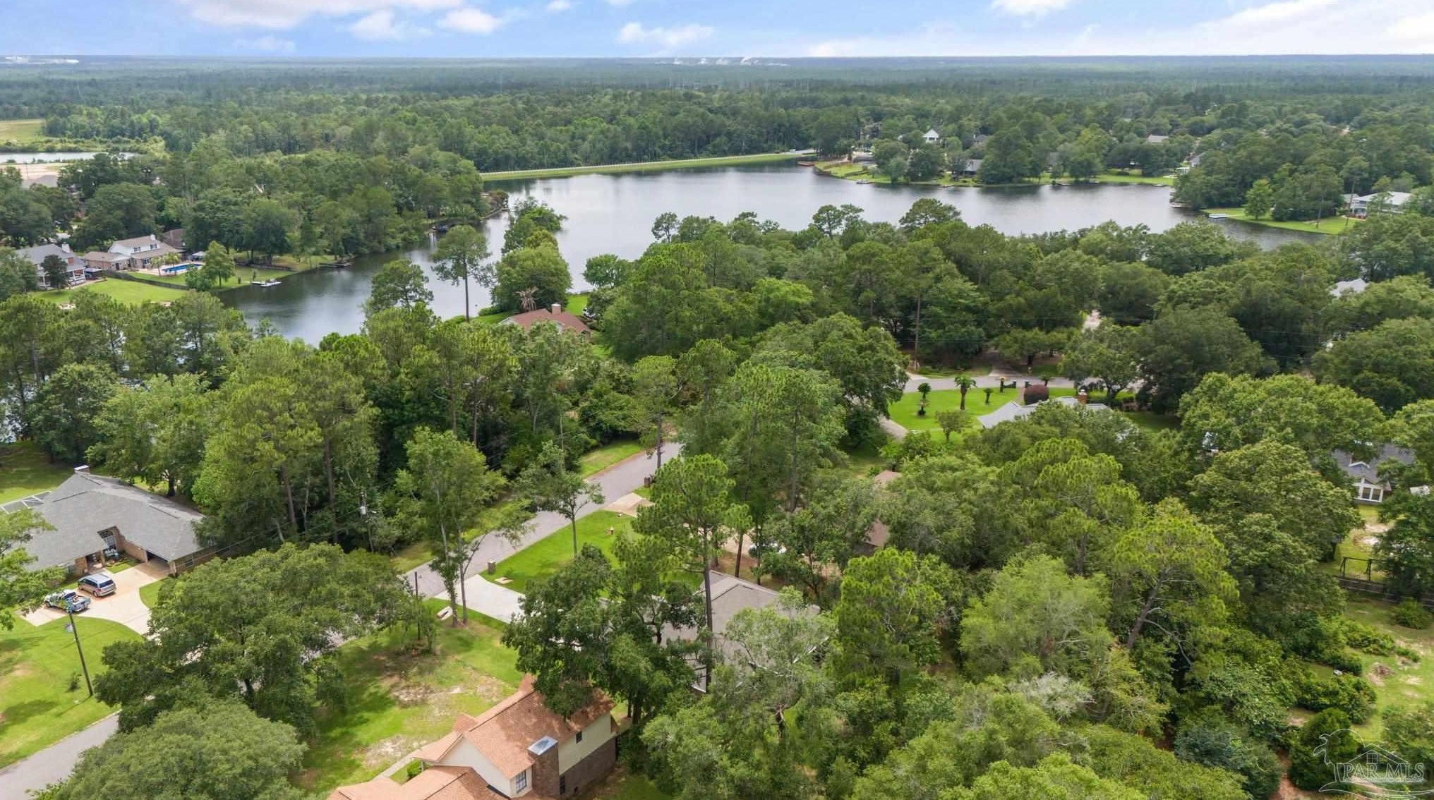 5460 Rowe Trl, Milton FL  32571-9557 exterior