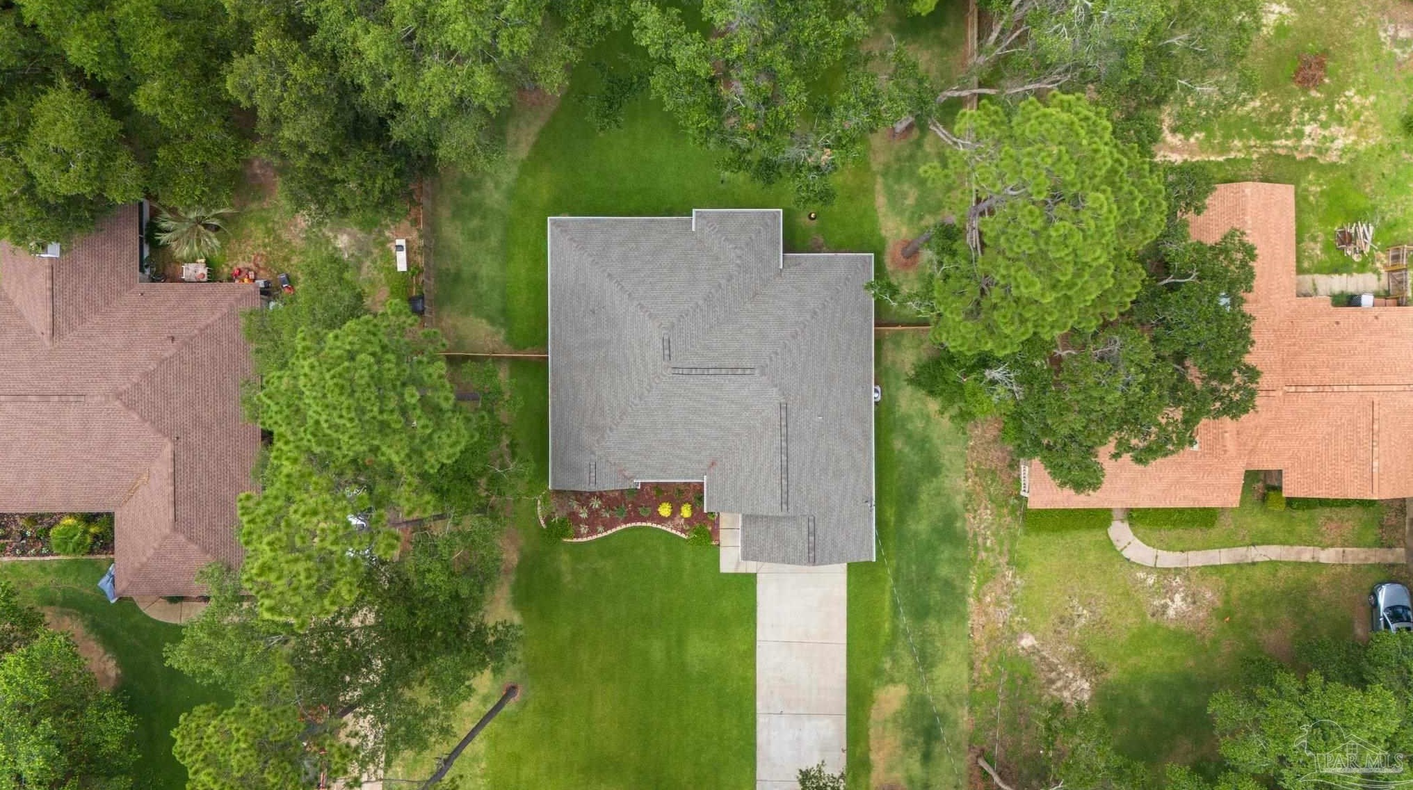 5460 Rowe Trl, Milton FL  32571-9557 exterior