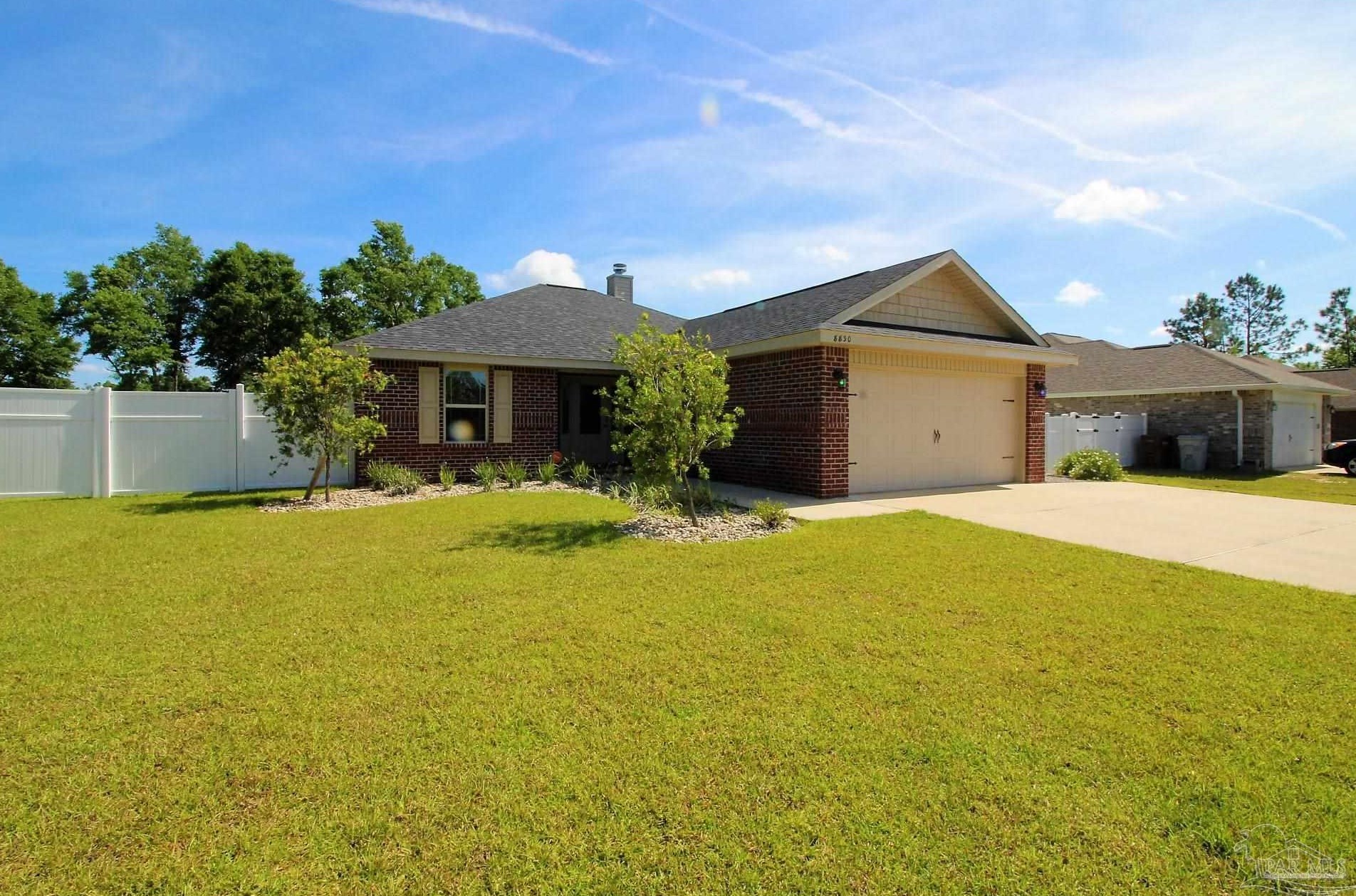 8830 Longmont Way, Milton, FL 32583