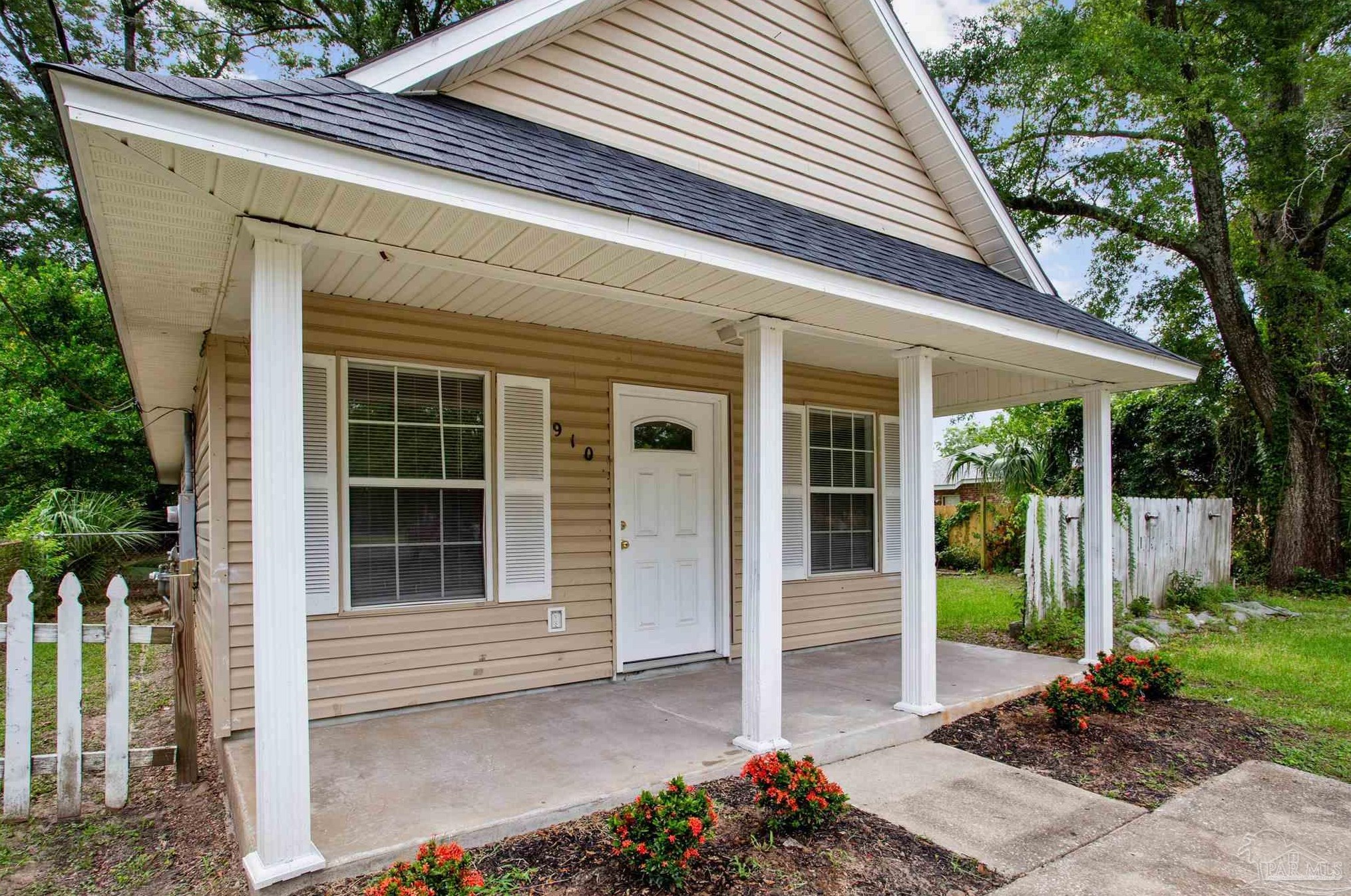 910 N L St, Pensacola, FL 32501
