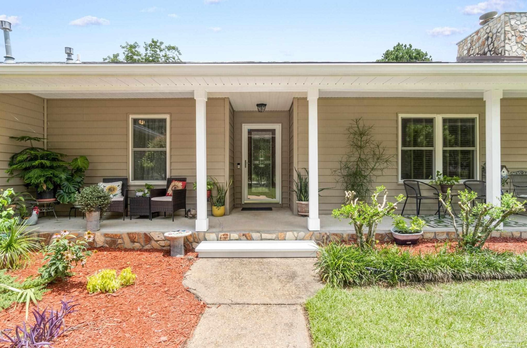 6143 Buckward Rd, Crestview, FL 32531