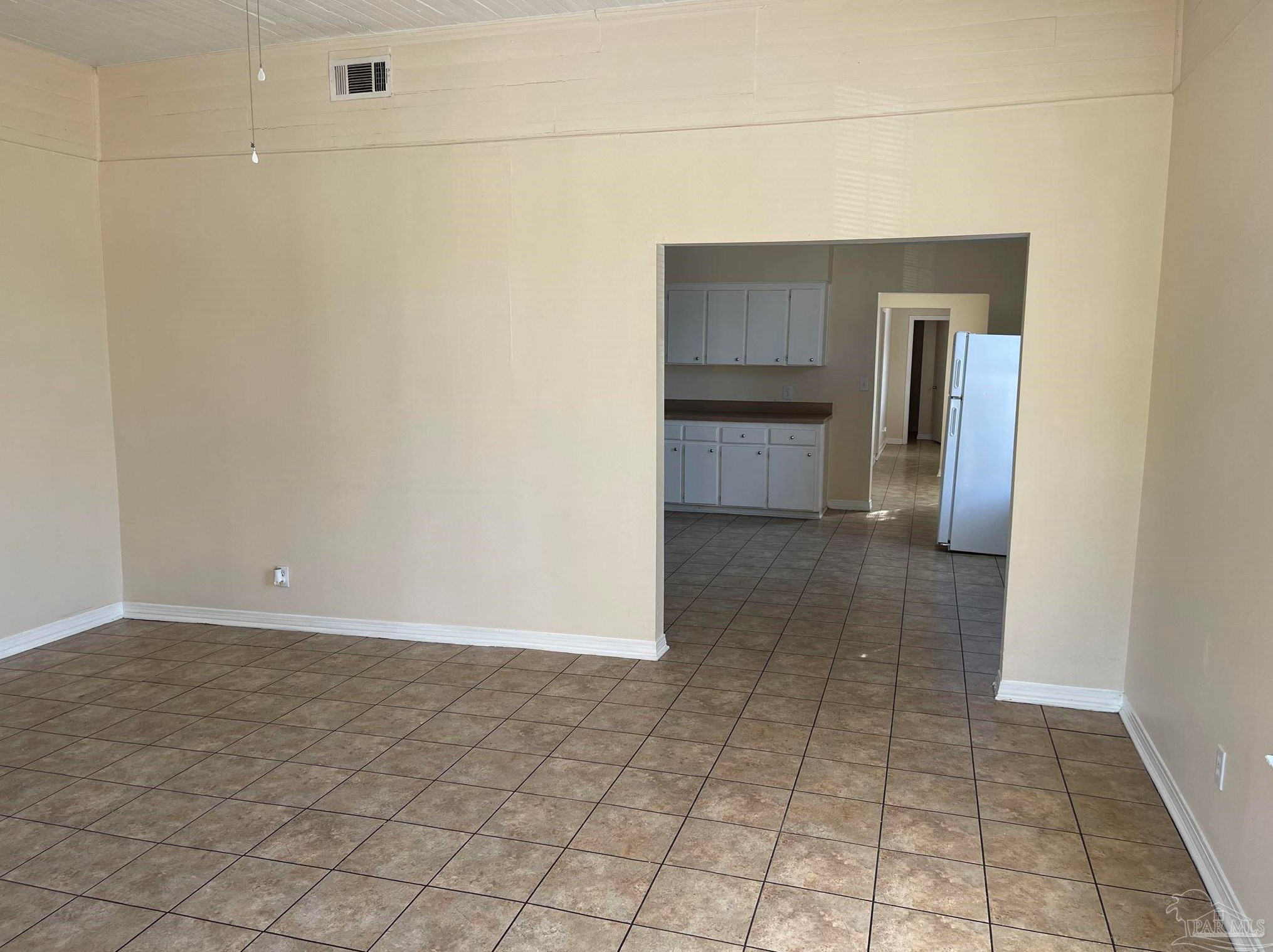 317 Lee St, Pensacola, FL 32501-2037
